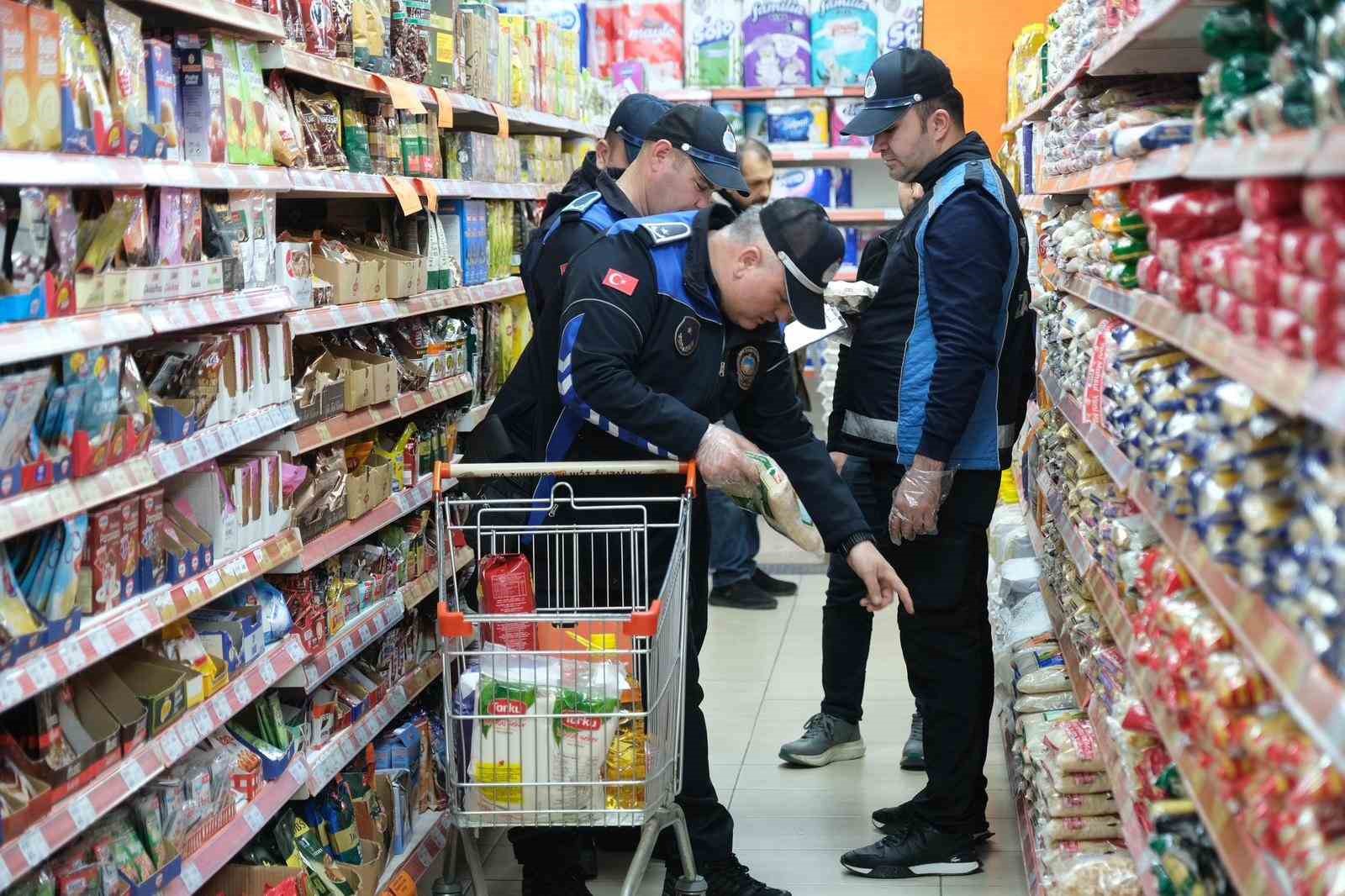 Altıeylül zabıtasından ramazan öncesi sıkı denetim
Altıeylül zabıtasından ramazan öncesi sıkı denetim