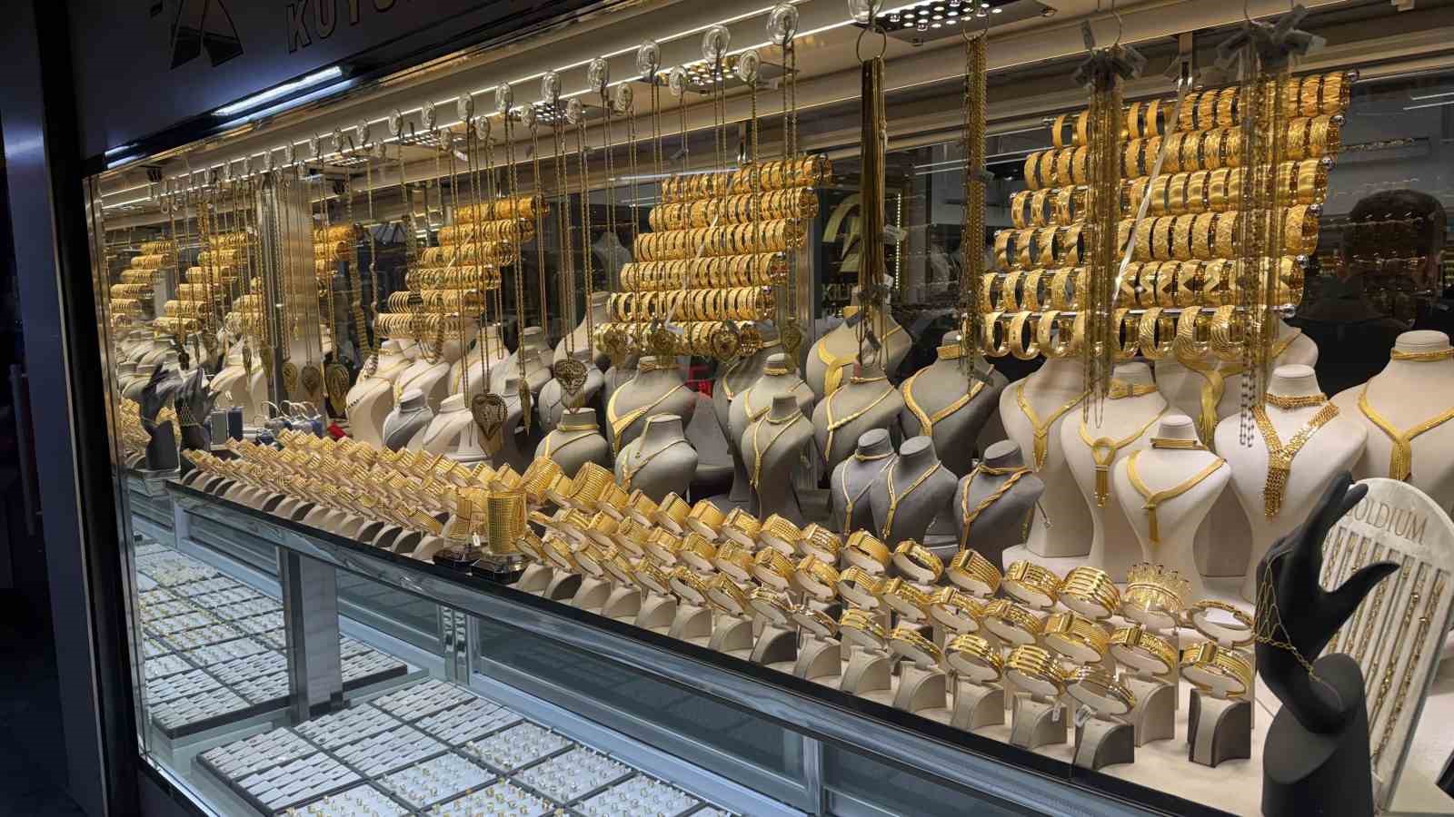 "Altın yatırımcısının yüzü 2026’da da gülecek"
