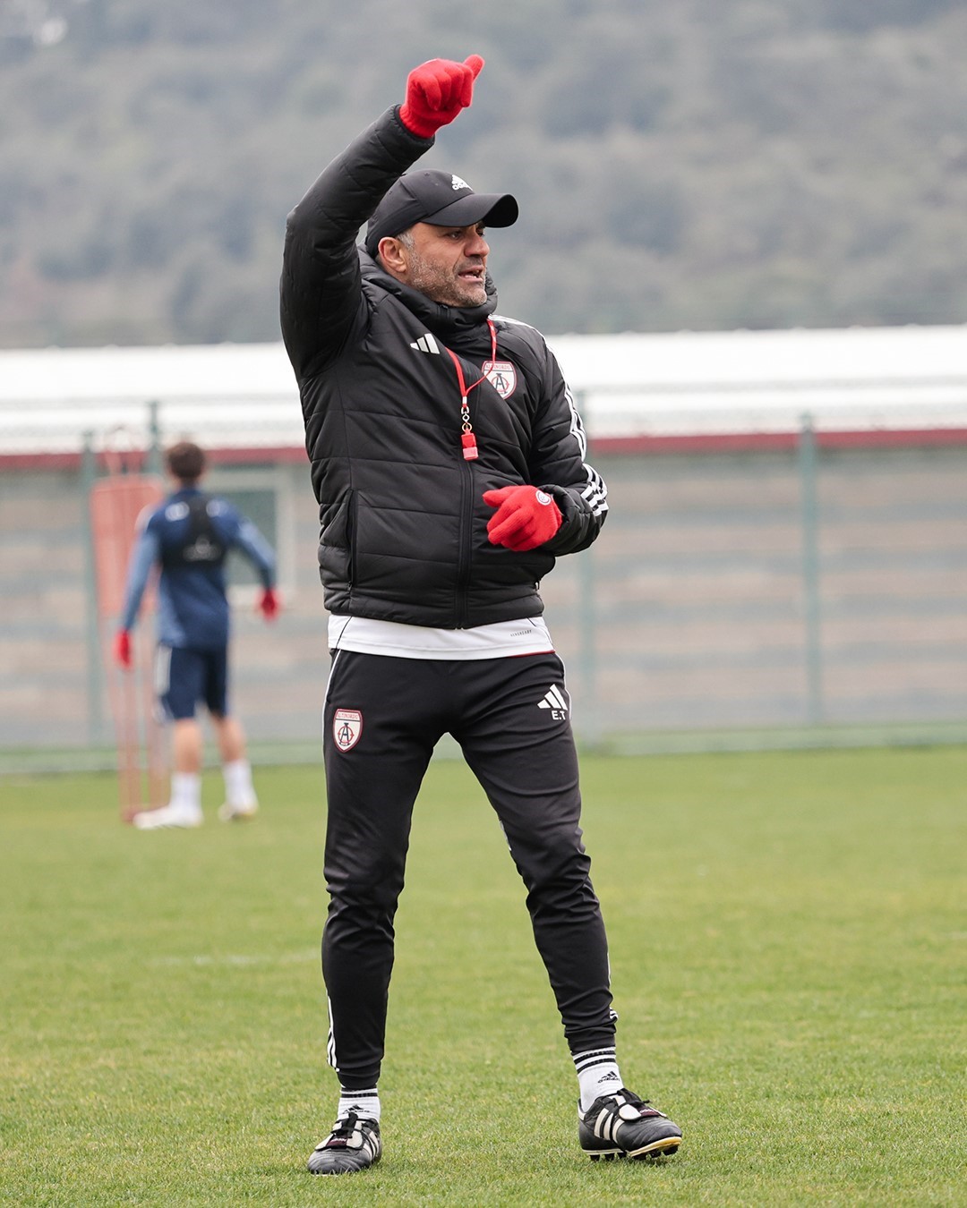 Altınordu’da Ender Traş’la yollar ayrıldı
