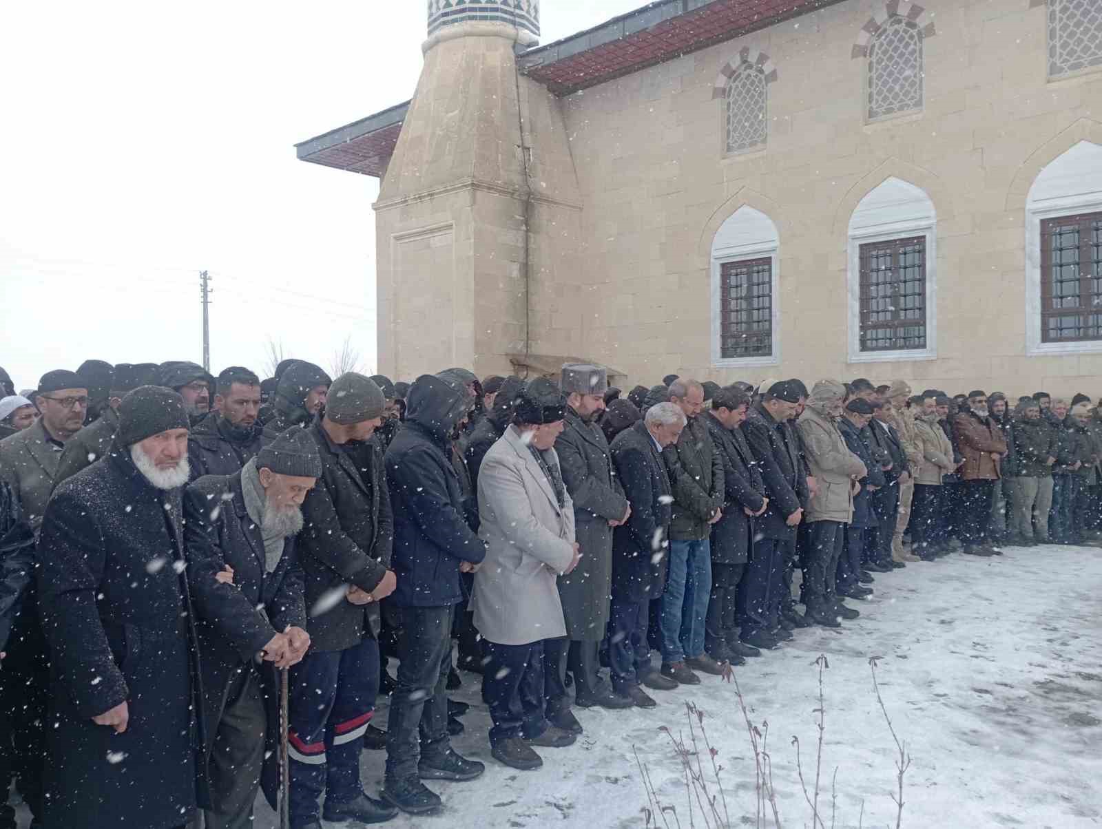 Alvar’da Mart sanki hüzün ayı
