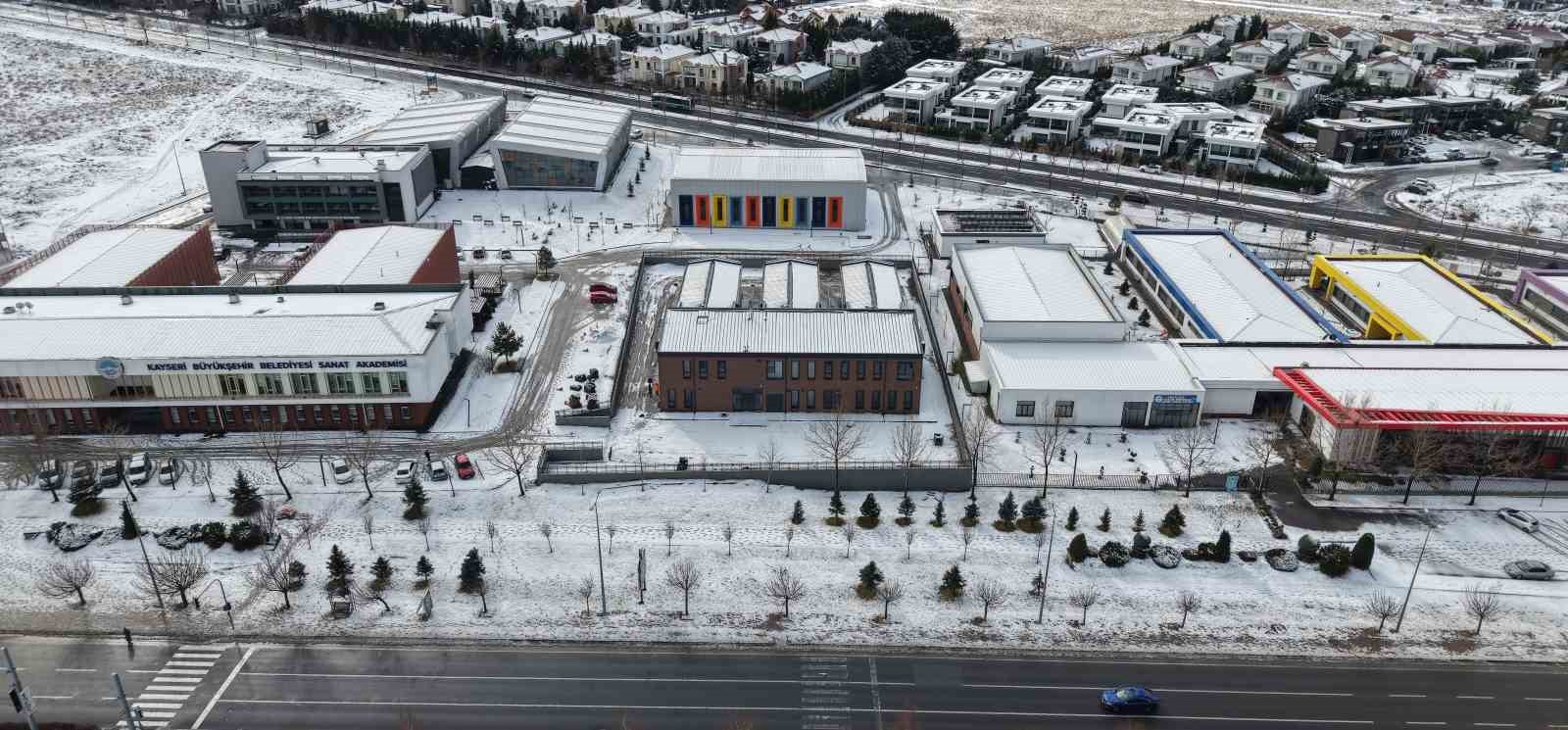 Alzheimer Aktif Yaşam Merkezi için protokol imzalandı
Alzheimer Aktif Yaşam Merkezi için protokol imzalandı