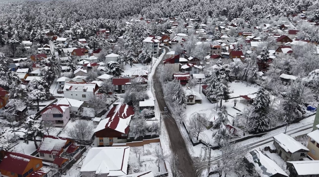 Amanos eteklerinde kış masalı: Zorkun Yaylası’nda kar güzelliği
