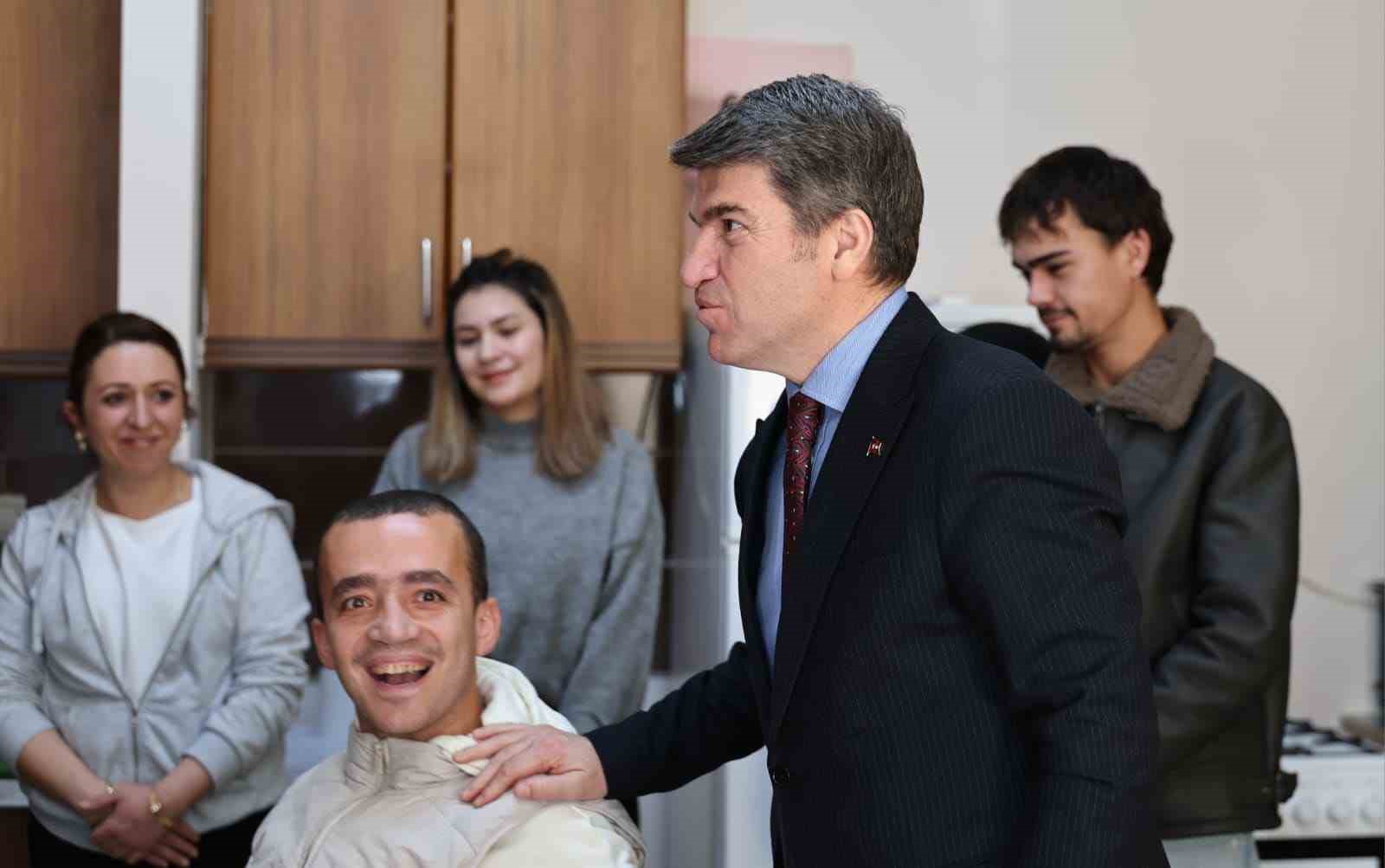 Amasya Gündüz Bakım, Rehabilitasyon ve Aile Danışma Merkezi hizmete girdi
