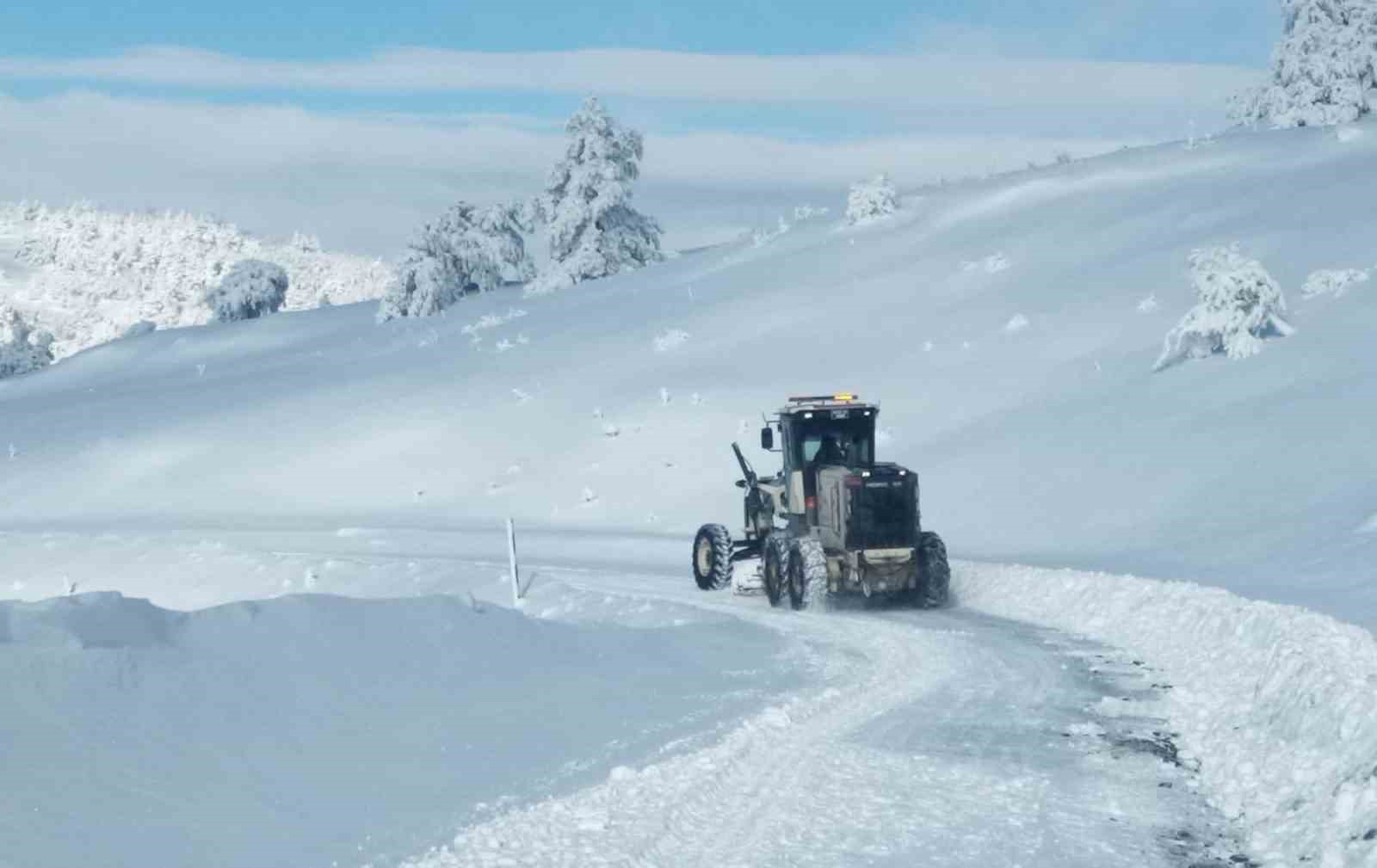 Amasya’da 58 köy yolu ulaşıma kapalı
