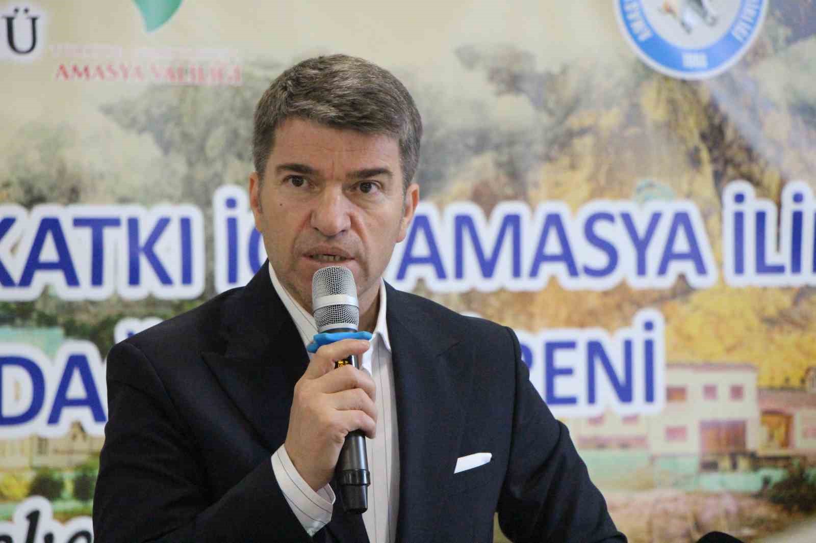 Amasya’da çiftçilere 16 bin kilo yonca tohumu desteği
