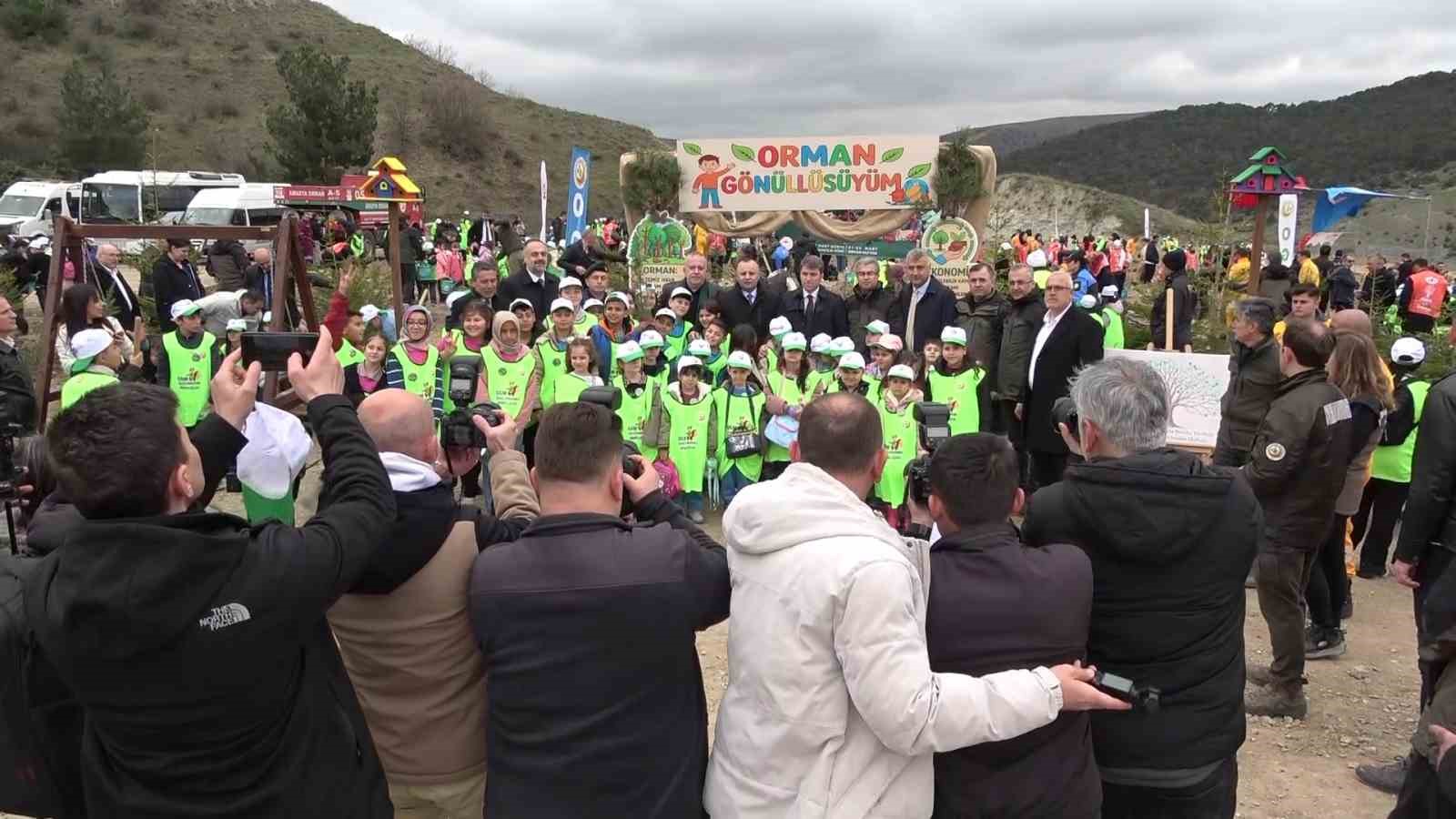 Amasya’da Orman Haftası etkinliği çocuk şenliğine dönüştü
