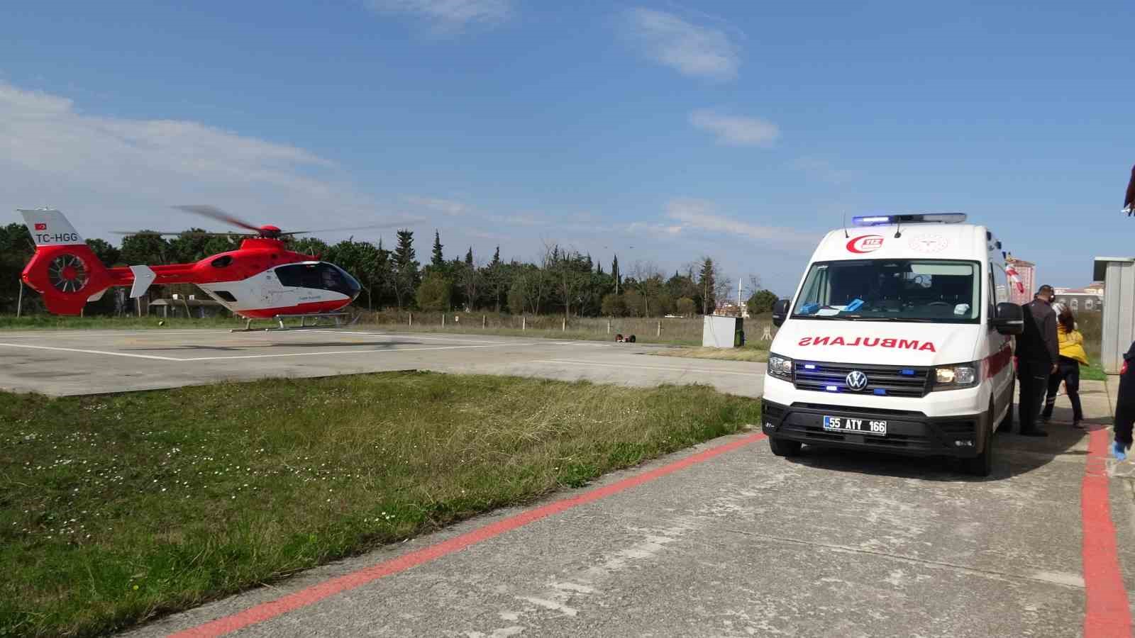 Ambulans helikopter yeni doğan bebek için zamanla yarıştı
