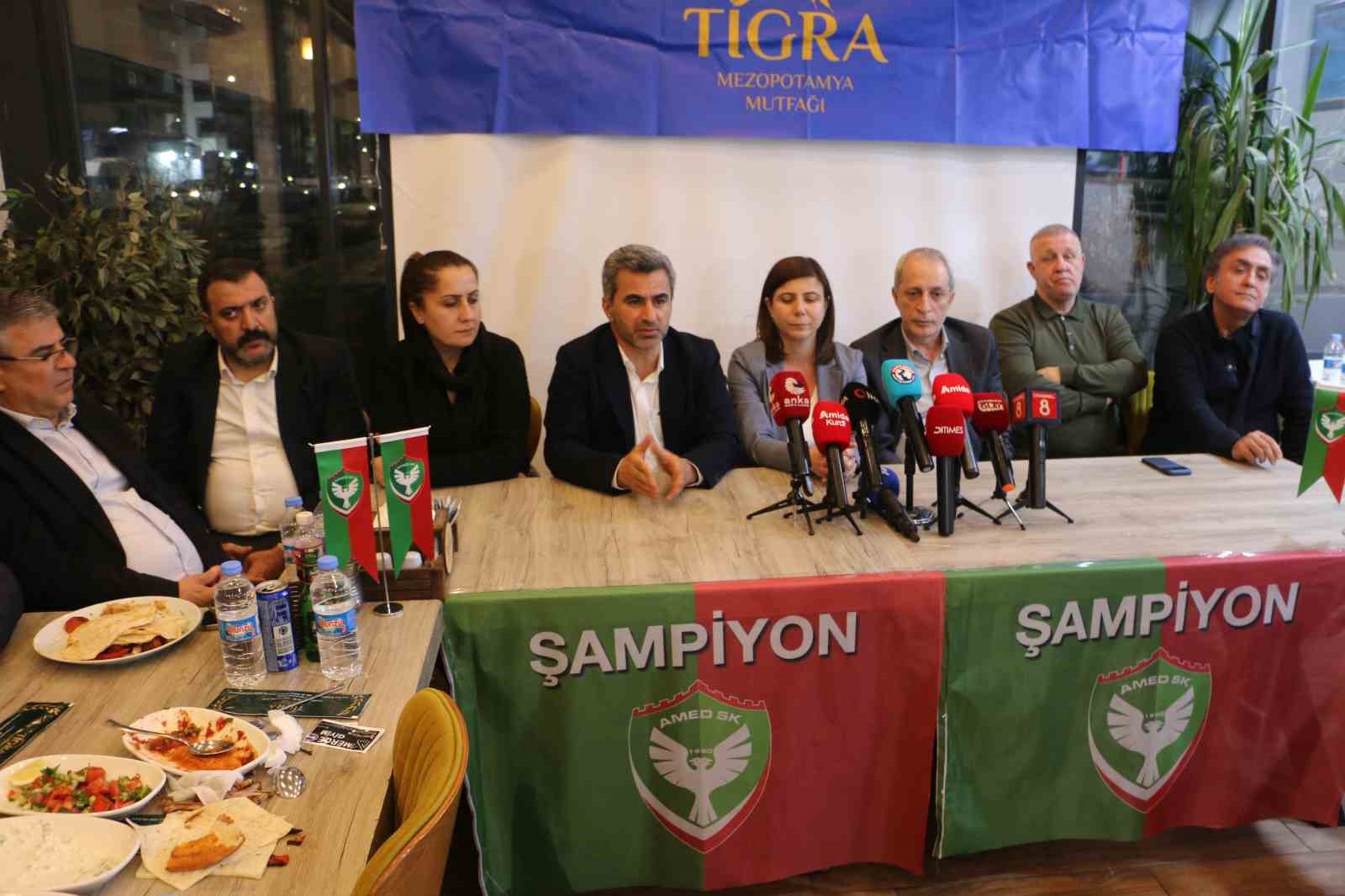 Amed Sportif Faaliyetler’den şampiyonluk yemeği
