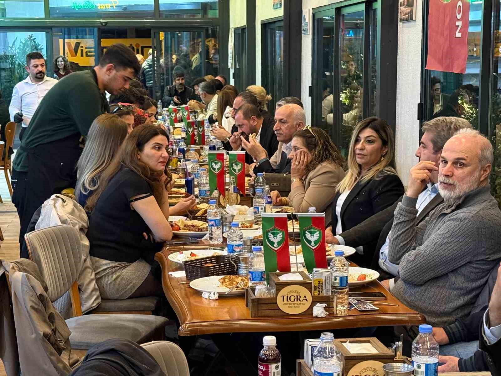 Amed Sportif Faaliyetler’den şampiyonluk yemeği
