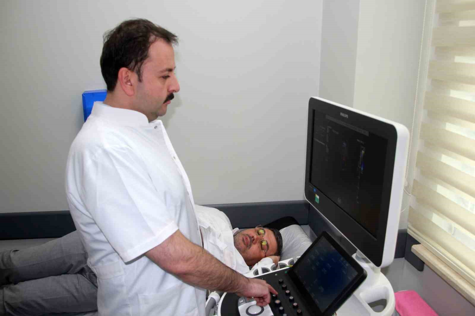 Ameliyatsız, stentsiz tedavi: Kalp damarları ilaç kaplı balonla açıldı
