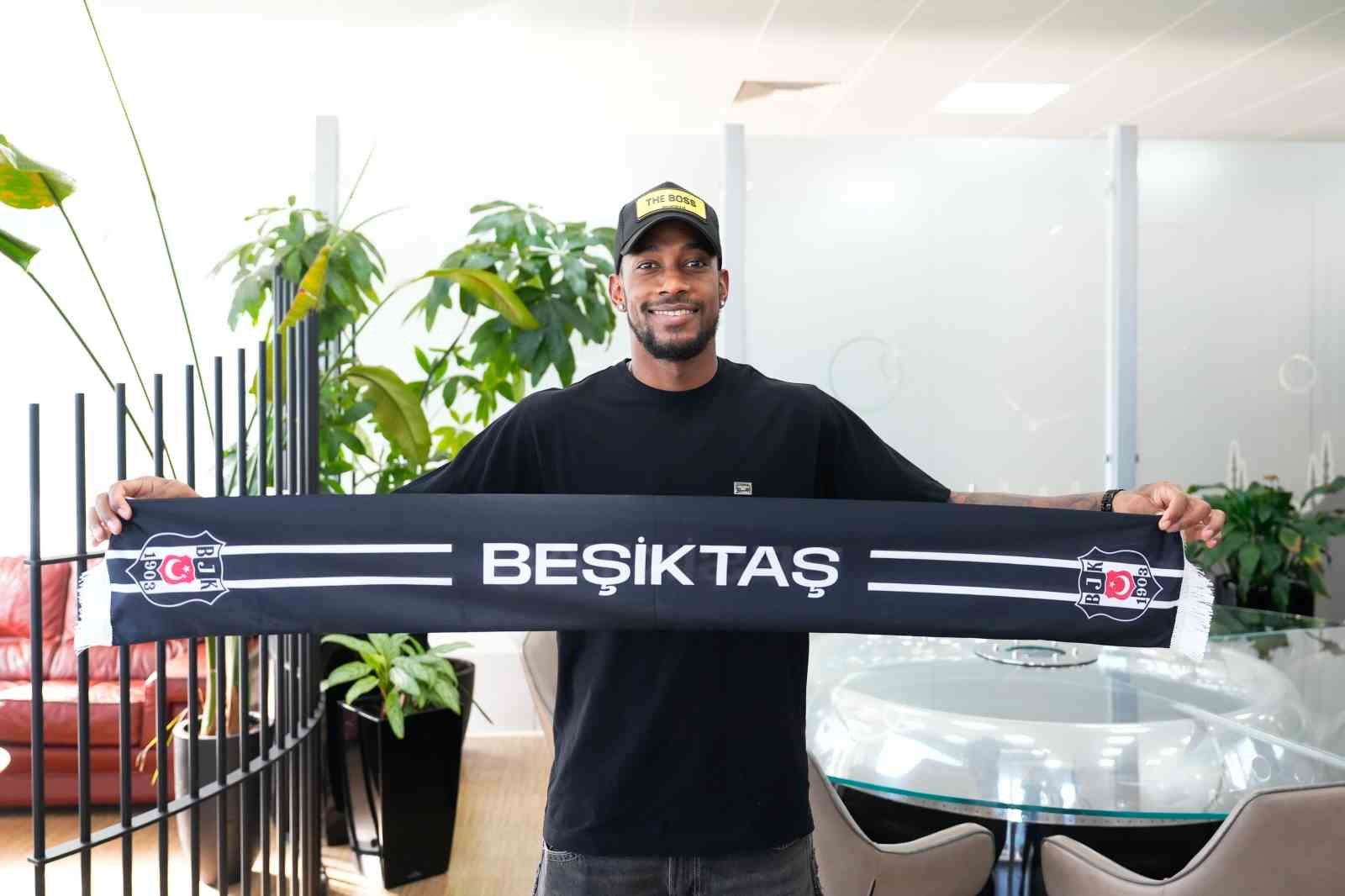 Amir Murillo, Beşiktaş’ın ilk Panamalı futbolcusu oldu
