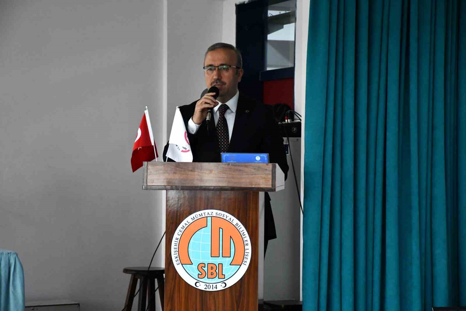 Anadolu Mektebi’nde Sabahattin Ali rüzgarı esti
