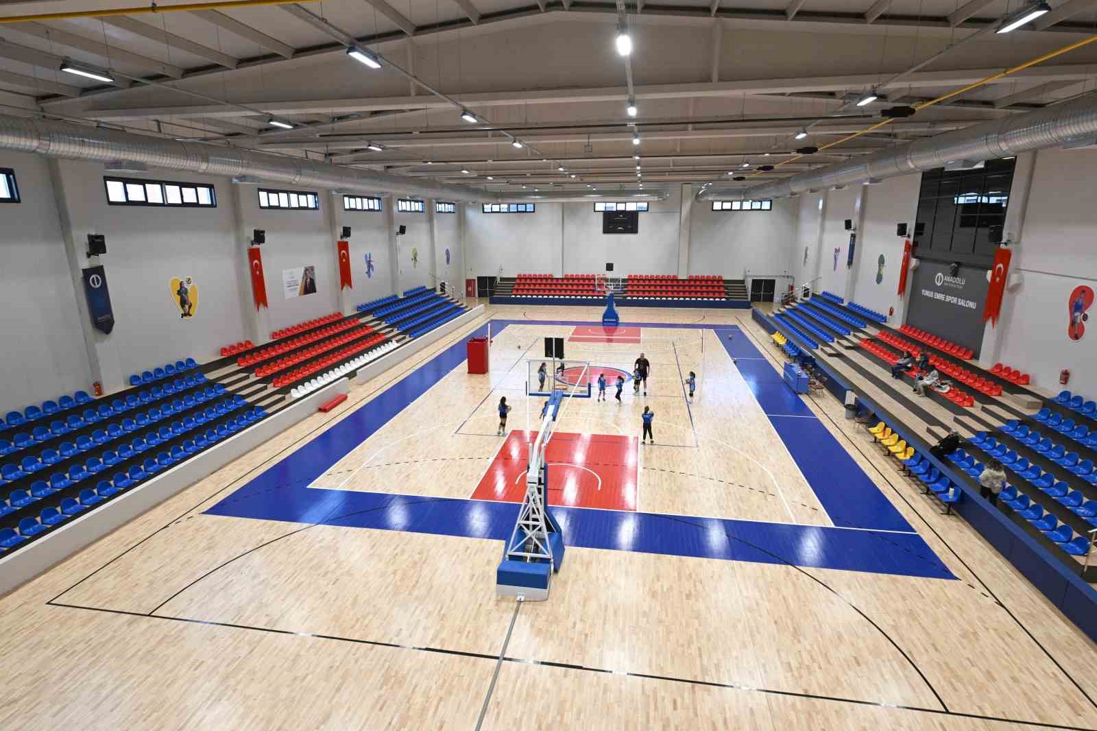 Anadolu Üniversitesi spor altyapısıyla sağlıklı kampüs vizyonunu sürdürüyor
Anadolu Üniversitesi spor altyapısıyla sağlıklı kampüs vizyonunu sürdürüyor