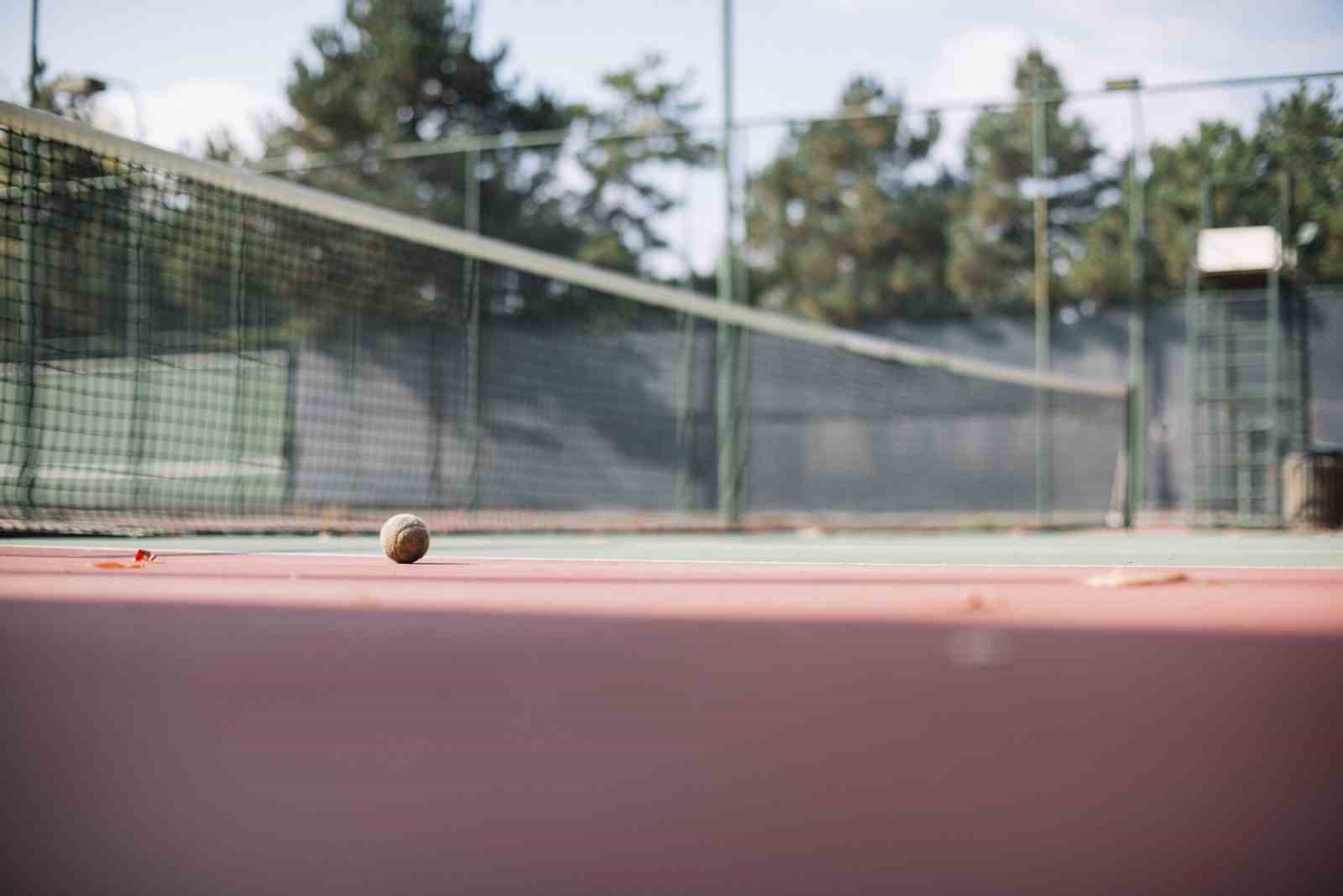 Anadolu Üniversitesi spor altyapısıyla sağlıklı kampüs vizyonunu sürdürüyor
Anadolu Üniversitesi spor altyapısıyla sağlıklı kampüs vizyonunu sürdürüyor