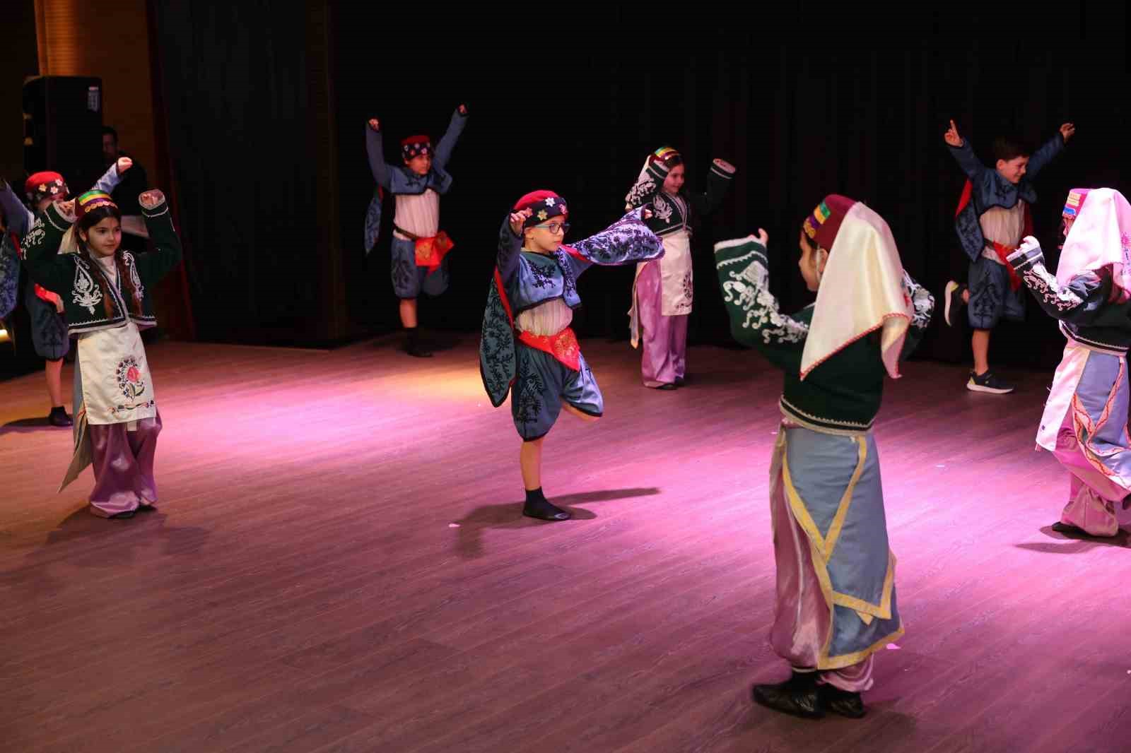 Anadolu’nun kültürel mirası Darıca’da sahnelendi
