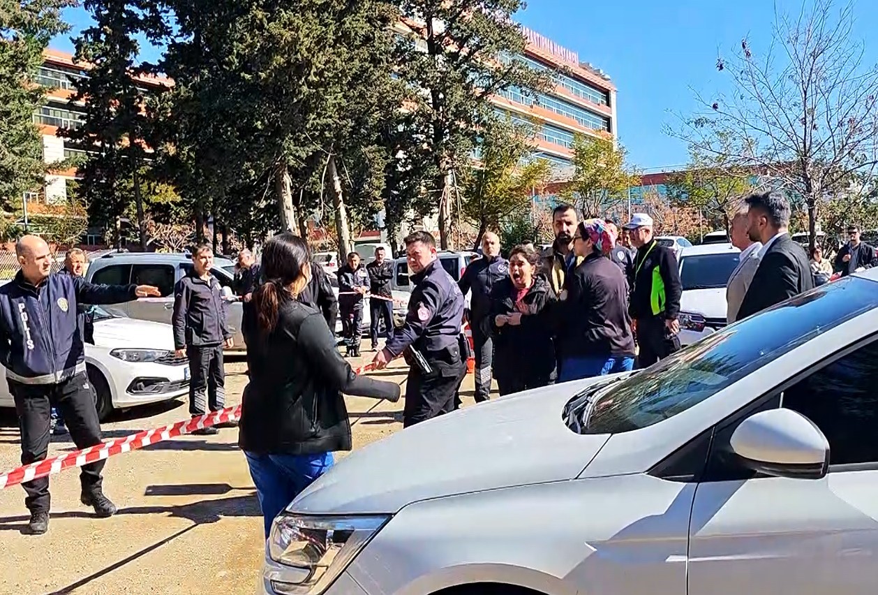 Anestezi teknikeri hastanenin otoparkında ölü bulundu

