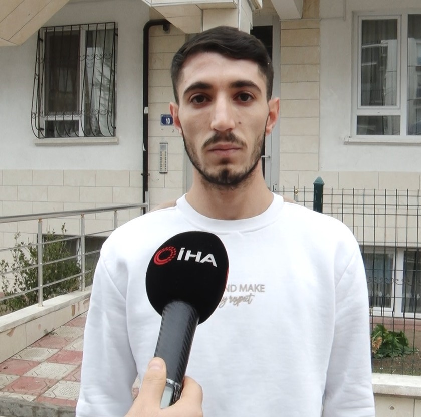 Ankara’da artan su kesintileri nedeniyle apartmana depo inşa etmeye çalışan 4 kişi boyadan soludukları kimyasal maddeden etkilendi
