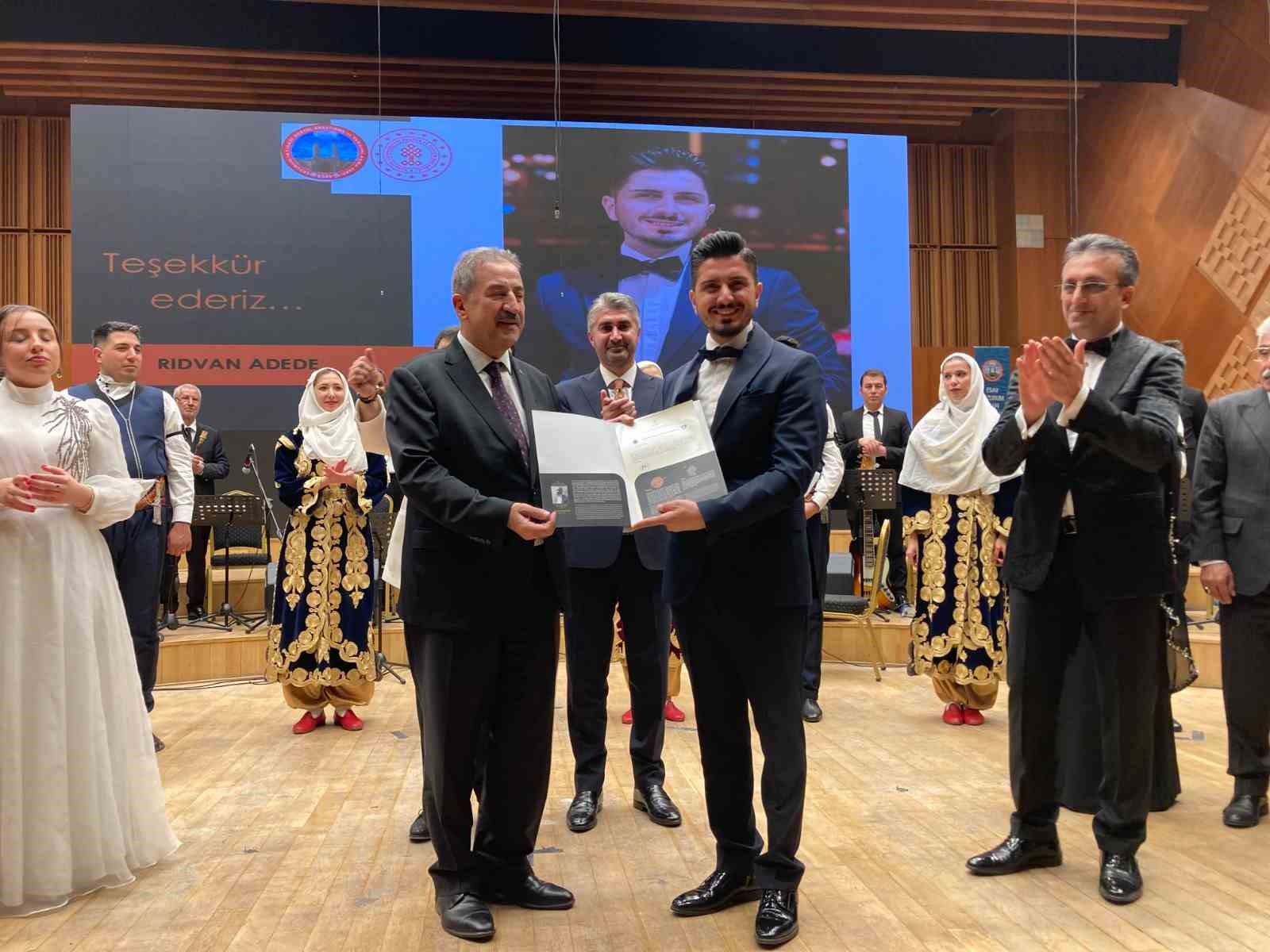 Ankara’da Erzurum rüzgarı esti
