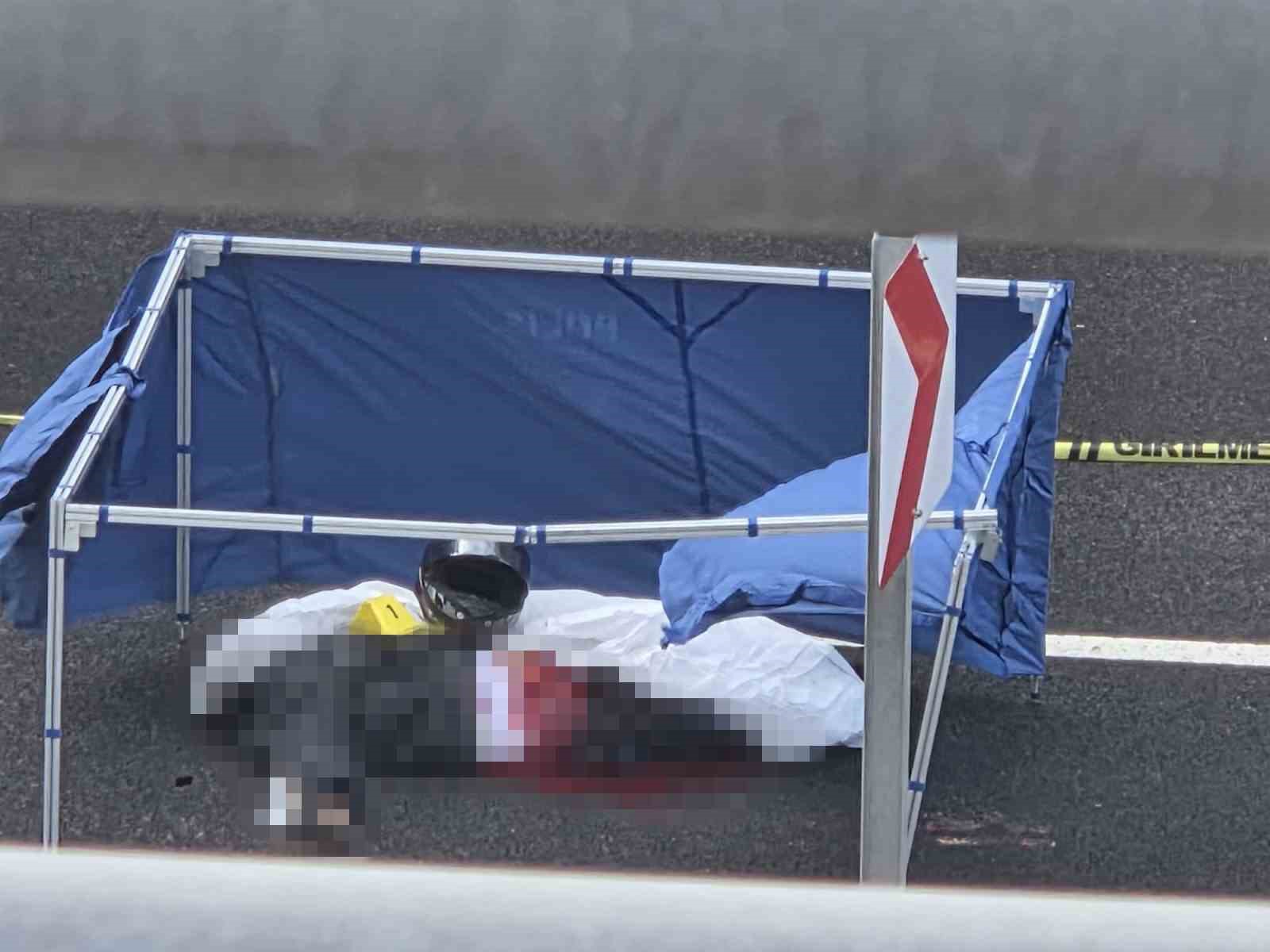 Ankara’da feci kaza: bariyere çarpan motosikleti sürücünün üzerinden otobüs geçti
