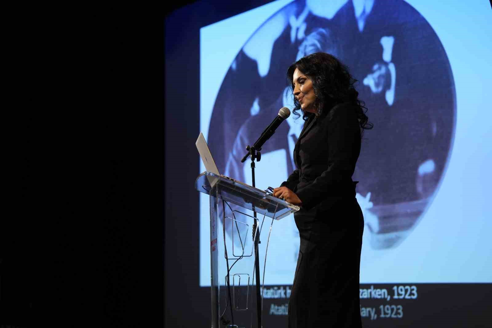 Ankara’da Füreya Koral söyleşisi: Osmanlı’dan Cumhuriyet’e uzanan sanat yolculuğu anlatıldı
