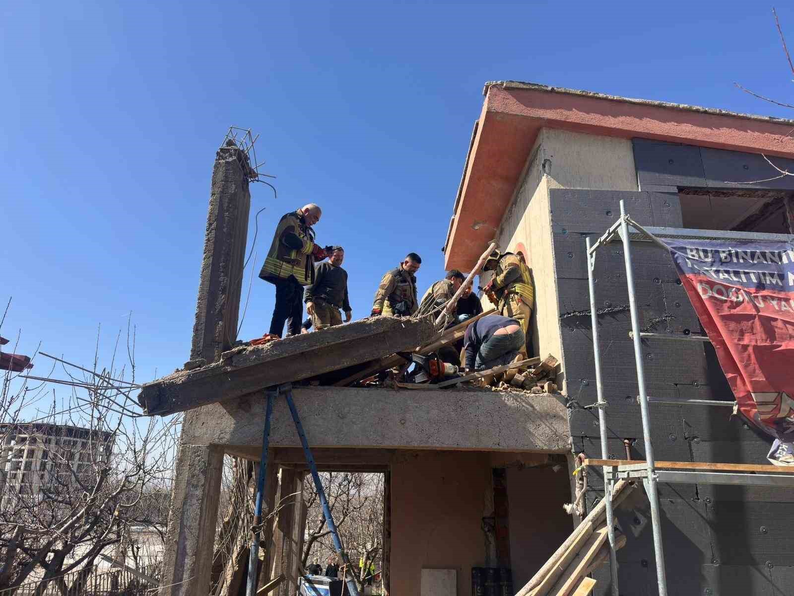 Ankara’da inşaat alanında çökme: 1’i ağır, 2 yaralı
