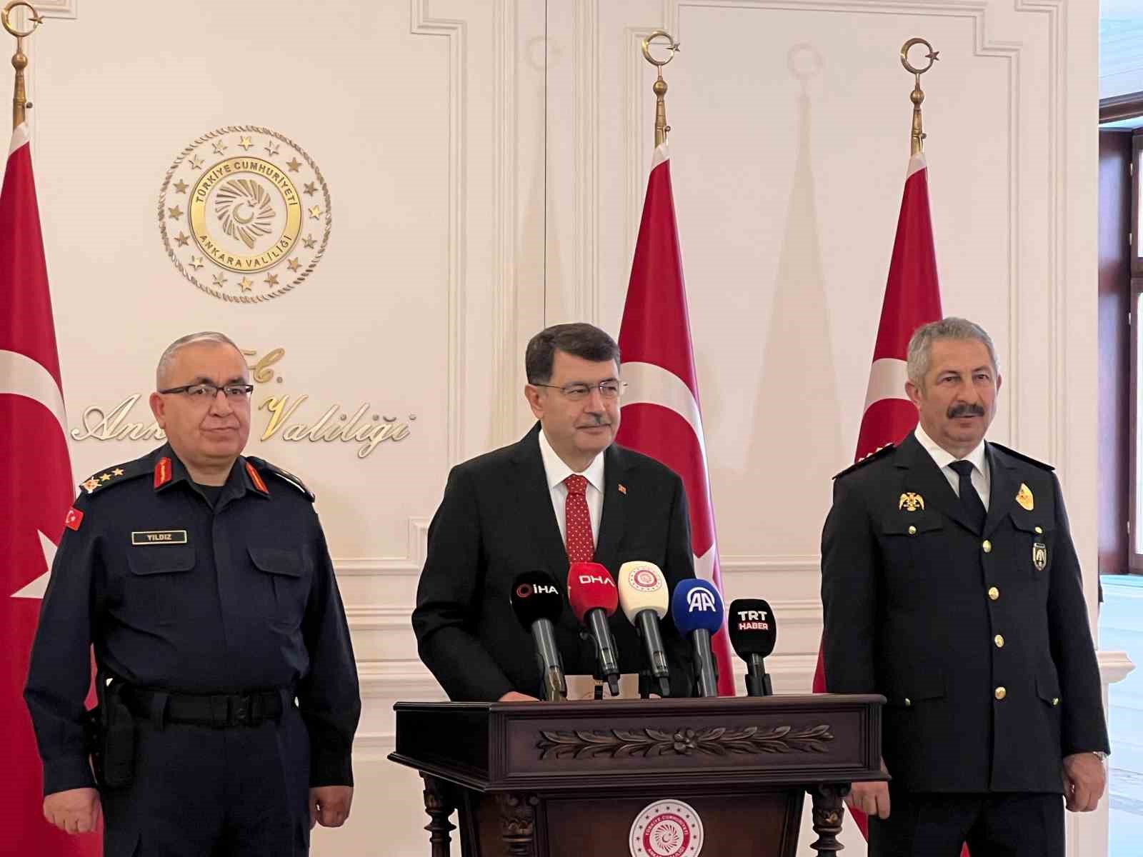 Ankara’da jandarma ve polis bayramda helikopter, dron ve K9 köpekleri ile güvenliği sağlayacak
