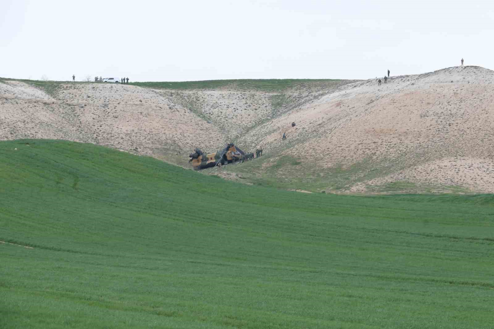 Ankara’da kaza kırıma uğrayan helikopterle ilgili incelemeler devam ediyor

