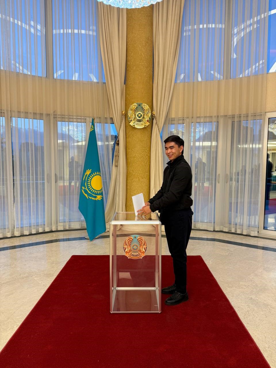 Ankara’da Kazakistan vatandaşları sandık başına gitti
