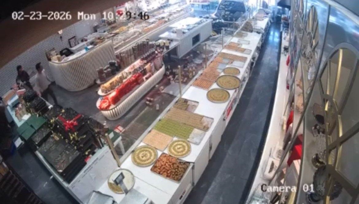 Ankara’da otomobilin dükkana girmesiyle ilgili konuşan çalışan o anları anlattı
