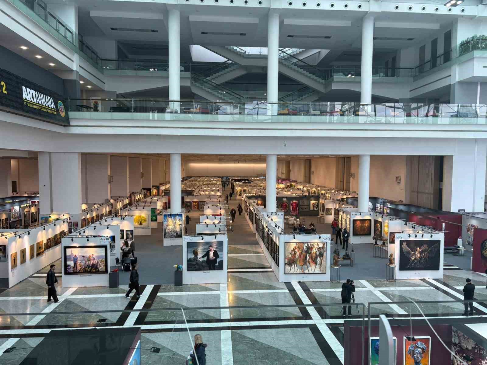 Ankara’da sanat buluşması: ArtAnkara kapılarını açtı
