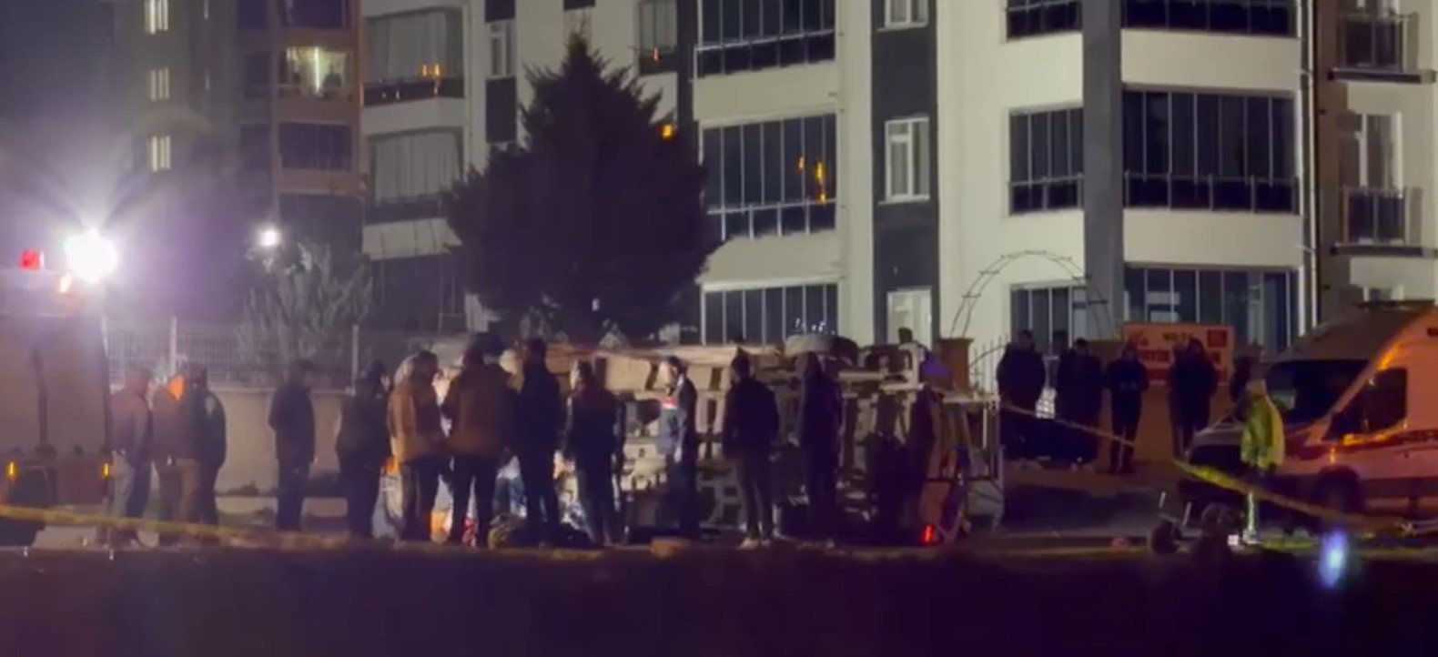 Ankara’da trafik kazası: 2 ölü, 12 yaralı
