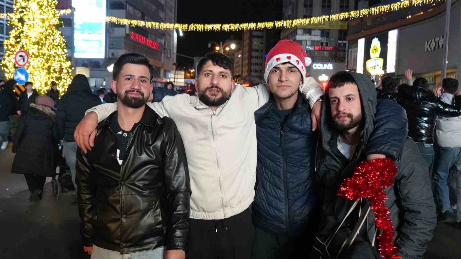 Ankara’da yeni yıl coşkuyla karşılandı
