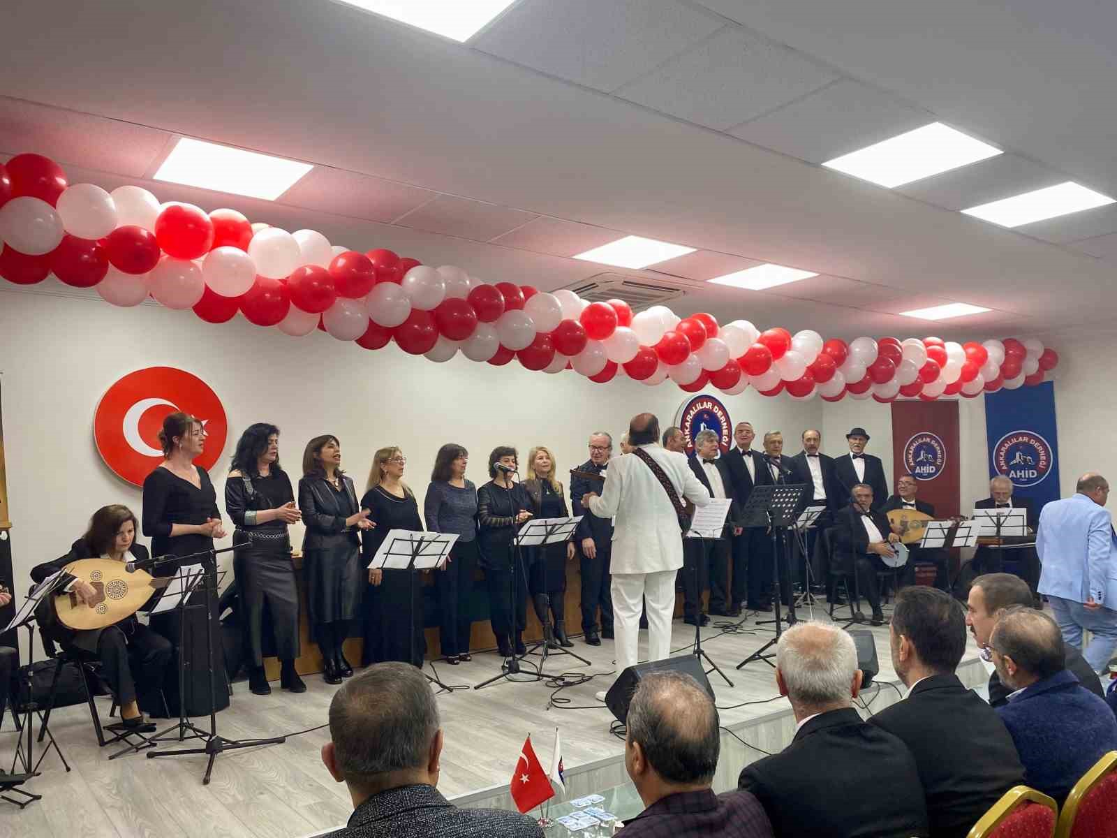 Ankaralılar Türk sanat müziği konserinde bir araya geldi
