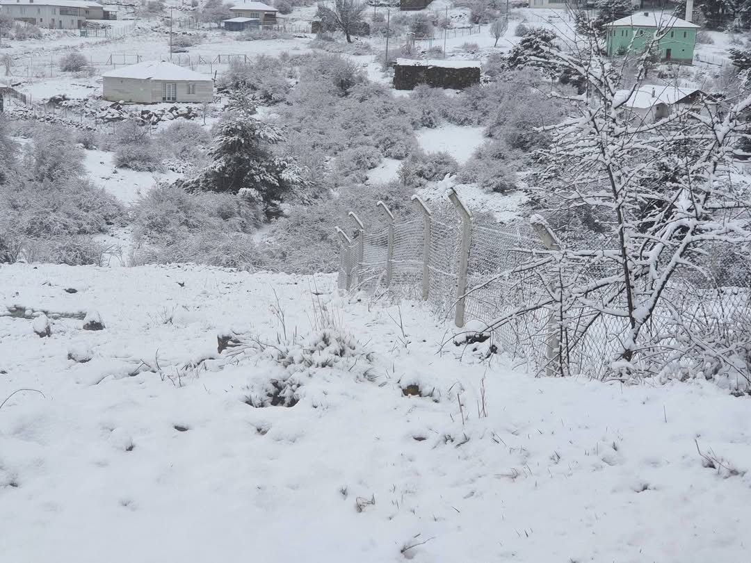 Ankara’ya nisan ayında kar yağdı
