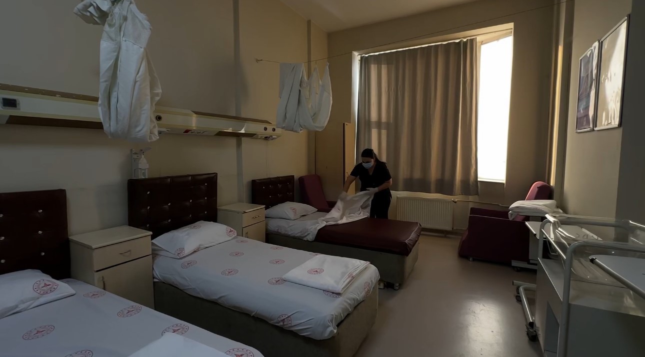 ‘Anne Oteli’ zorlu kış şartlarında hastalar için sıcak bir yuva oldu
