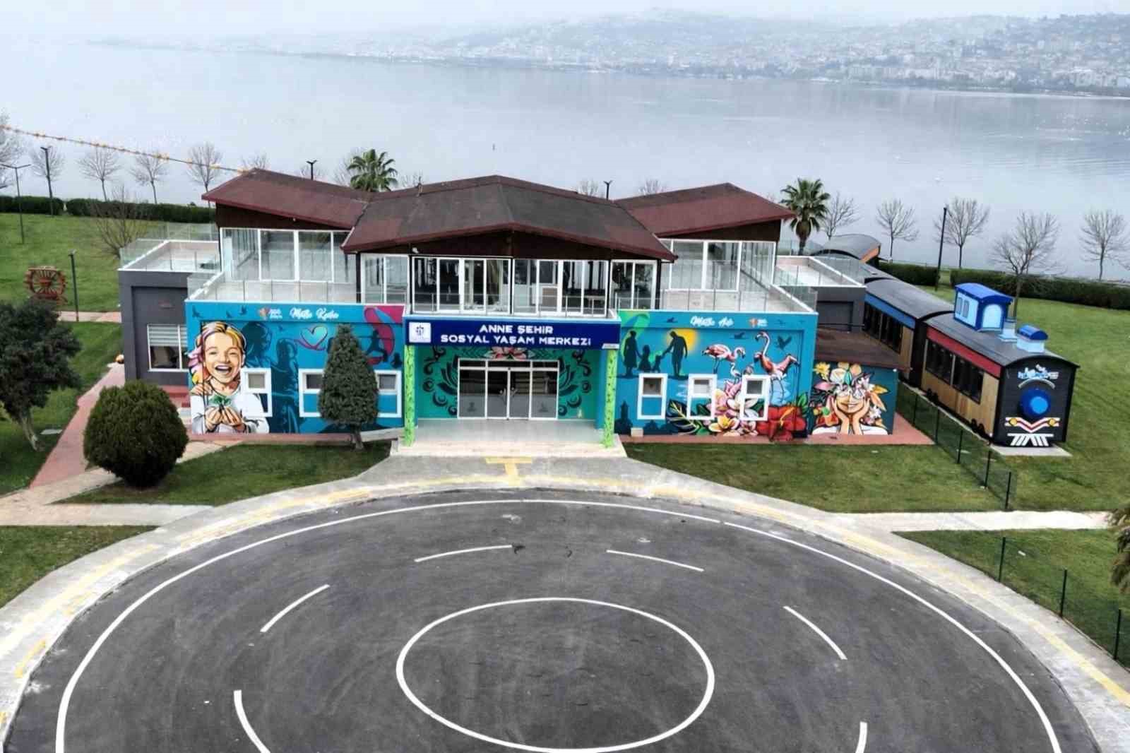 Anneler spora, çocuklar sınıfa
