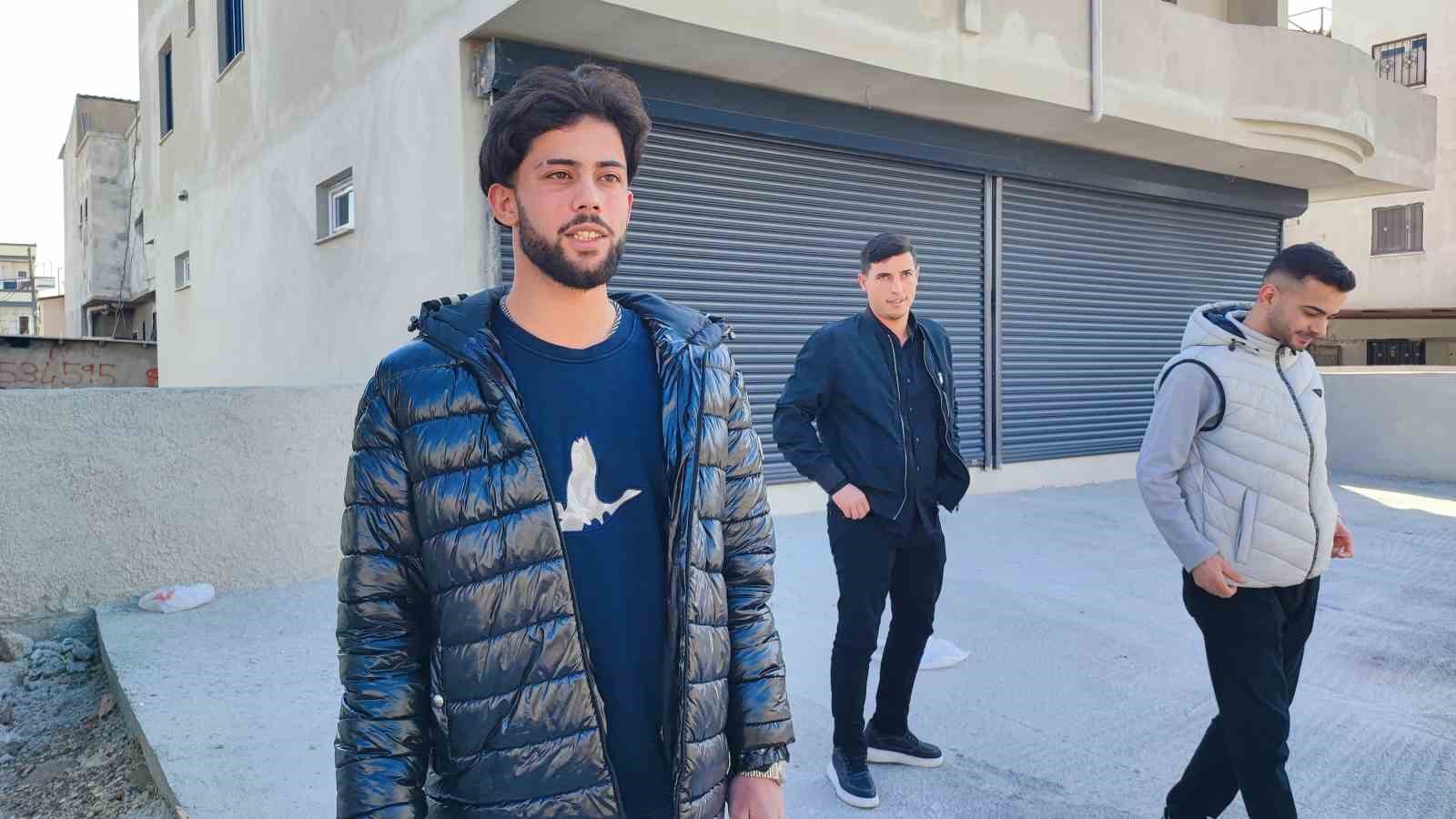 Annesi tarafından terk edilen çocuk büyüdü, yangında mahsur kalan bebeğin kahramanı oldu
