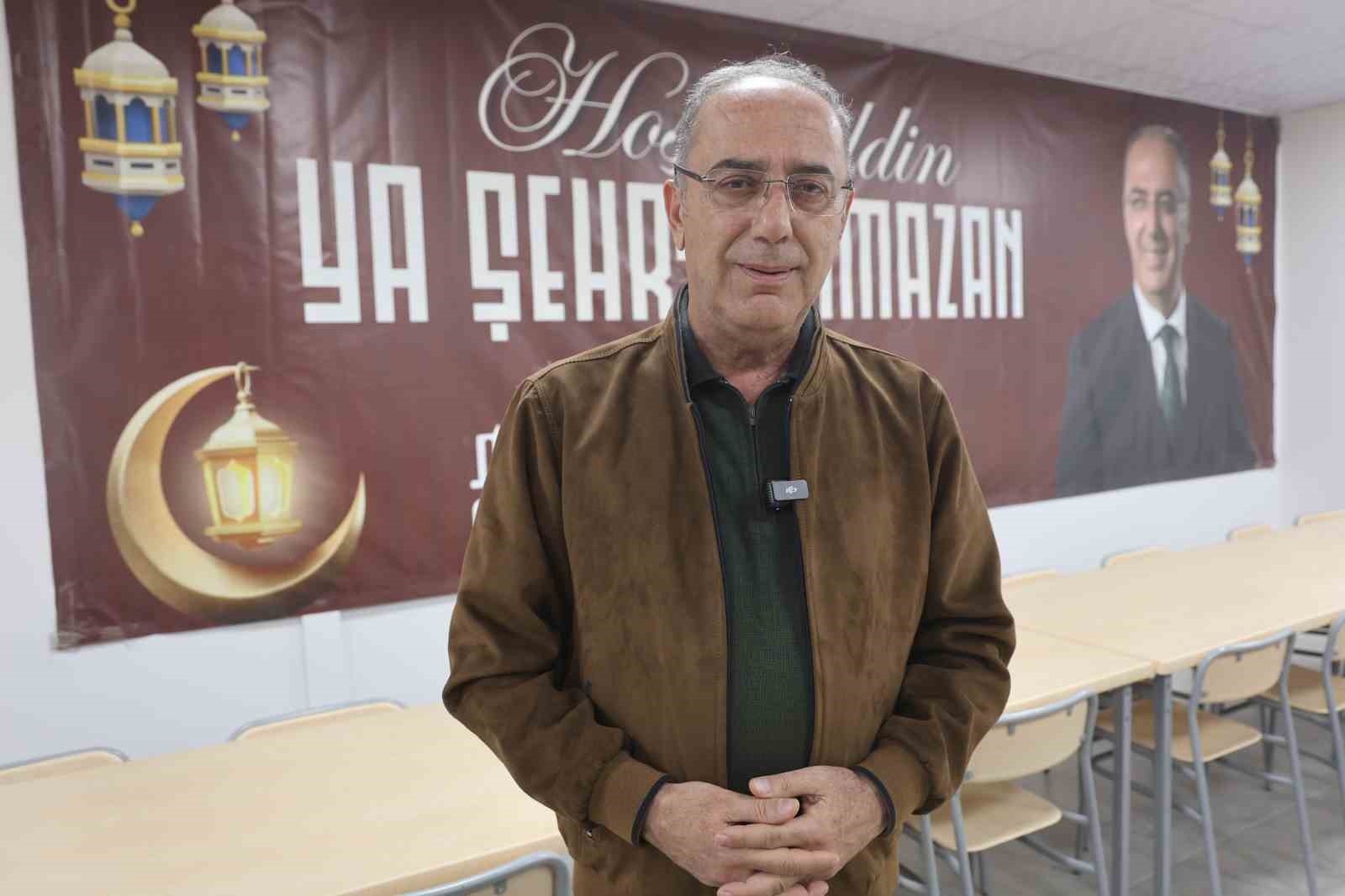 Antakya Belediyesi, Ramazan ayı boyunca her gün bin kişiye iftar veriyor
