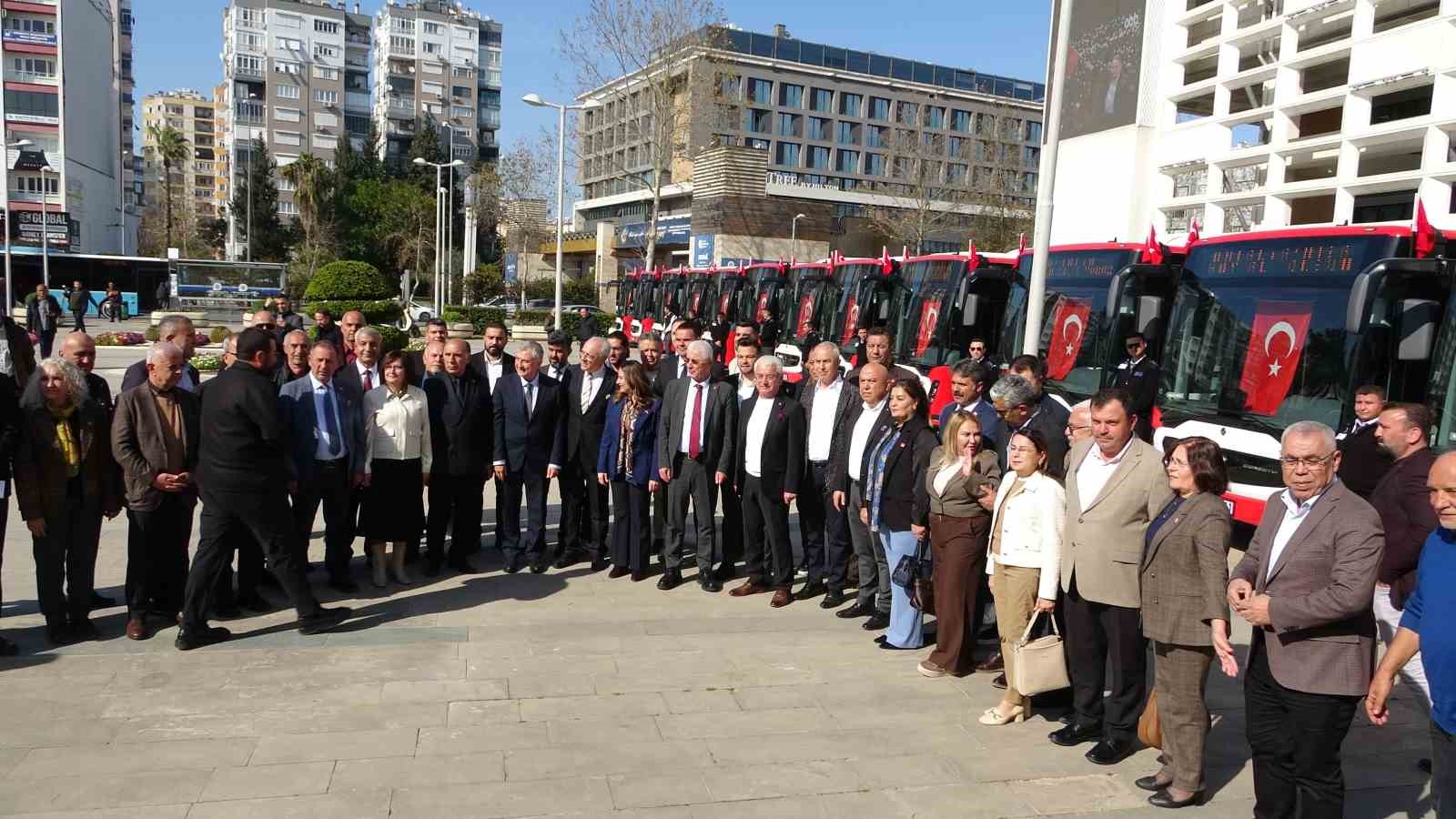 Antalya Büyükşehir’den ulaşım filosuna takviye: 19 hibrit otobüs sahada
