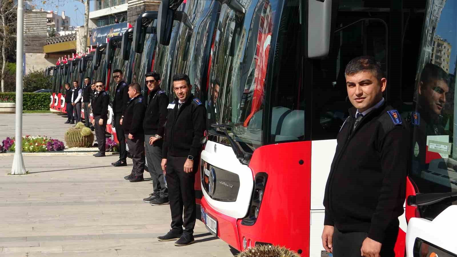 Antalya Büyükşehir’den ulaşım filosuna takviye: 19 hibrit otobüs sahada
