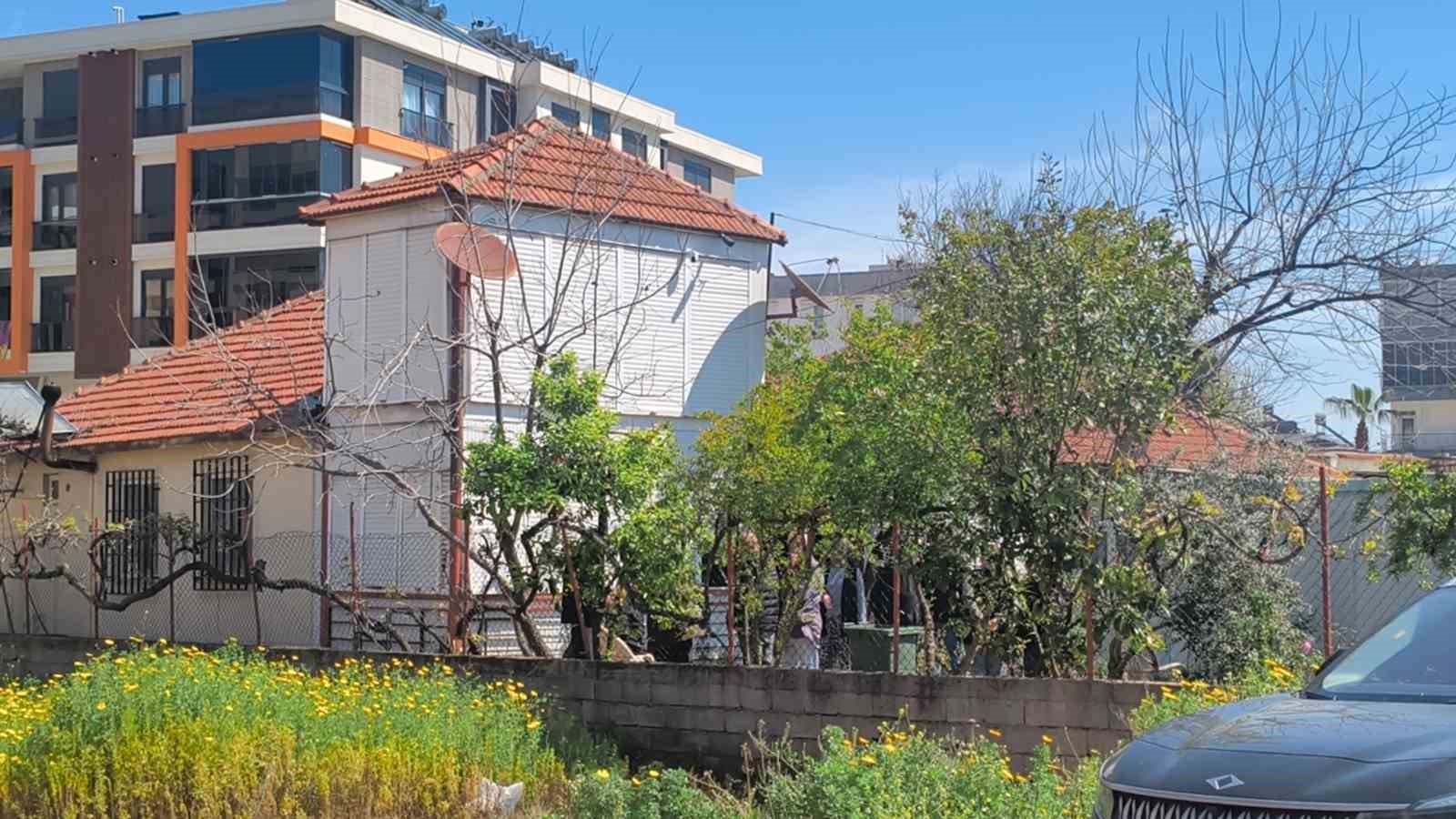 Antalya’da 15 gün önce anjiyo olan şahıs evinde ölü olarak bulundu
