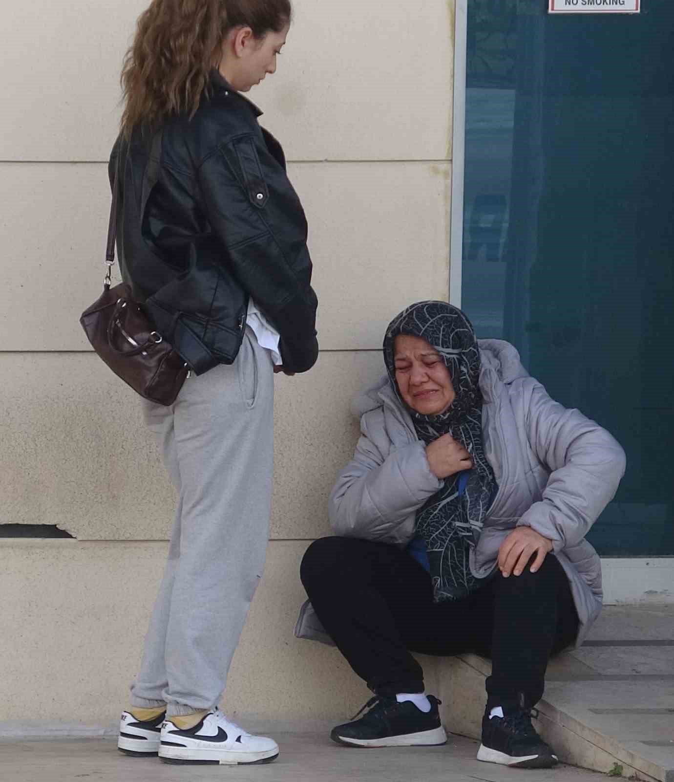 Antalya’da 20 yerinden bıçaklanarak öldürülen gencin cenazesi teslim alındı, cinayet zanlısı tutuklandı
