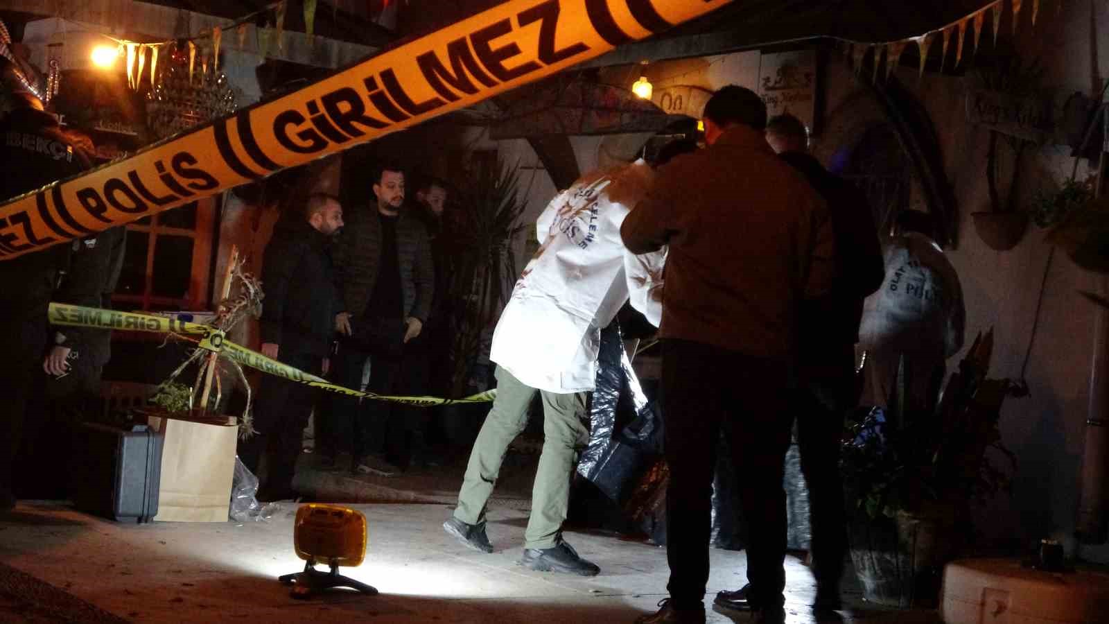 Antalya’da 21 Yaşındaki genç 30 metre yükseklikten beton zemine düşerek hayatını kaybetti
