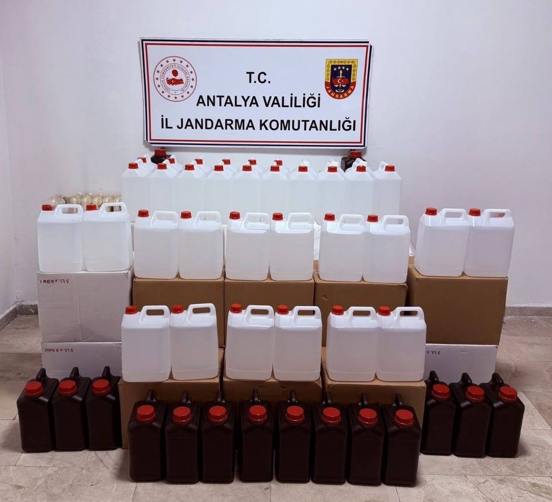 Antalya’da 500 litre kaçak etil alkol ele geçirildi
