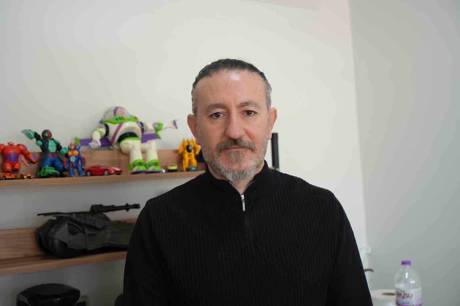 Antalya’da geliştirilen yapay zekâ sanatçısı Ayros’a yoğun ilgi: Yorumlar yankı uyandırıyor
Antalya’da geliştirilen yapay zekâ sanatçısı Ayros’a yoğun ilgi: Yorumlar yankı uyandırıyor