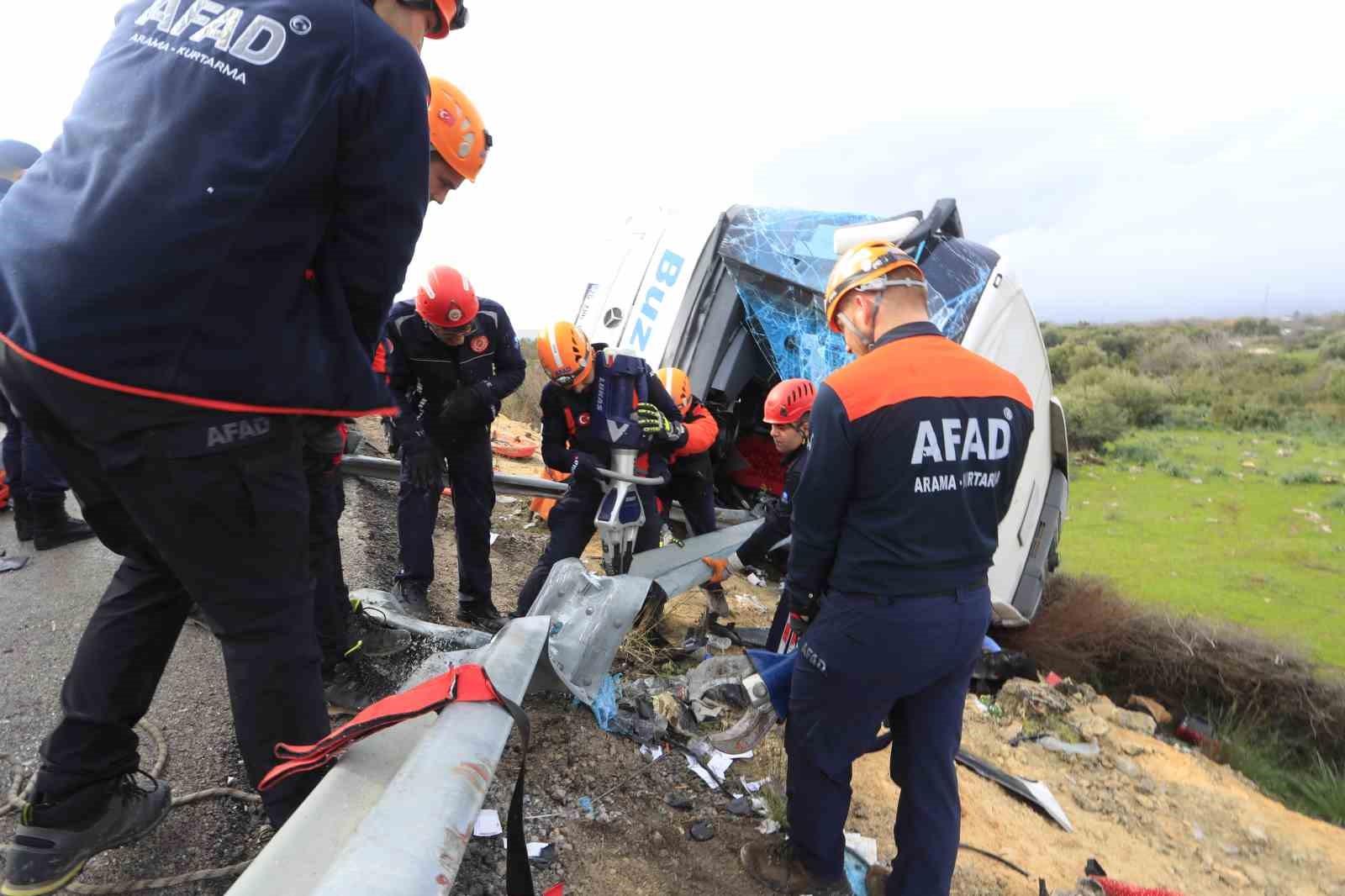 Antalya’da otobüs kazası: 8 ölü, 26 yaralı
