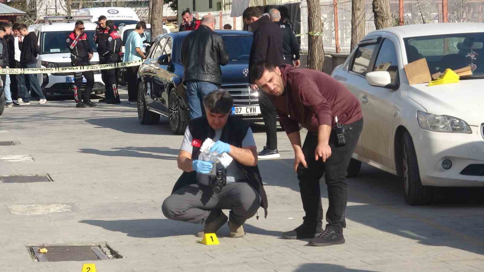 Antalya’da silahlı saldırı olayında 3 kişi tutuklandı
