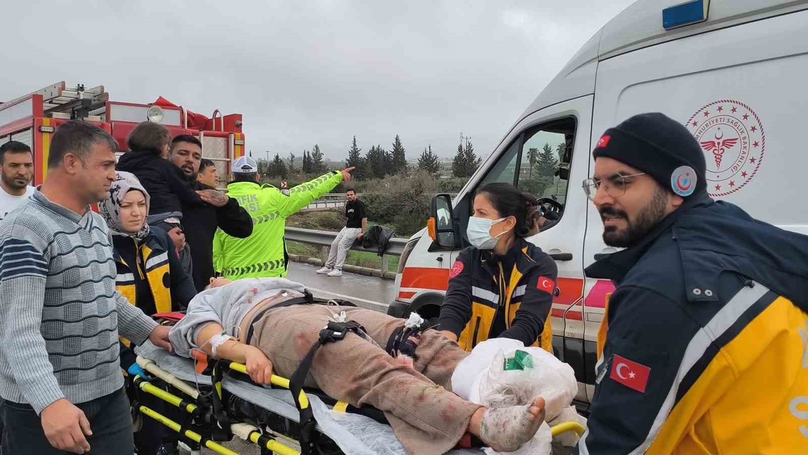 Antalya’da trafik kazası: Ölü ve yaralılar var
