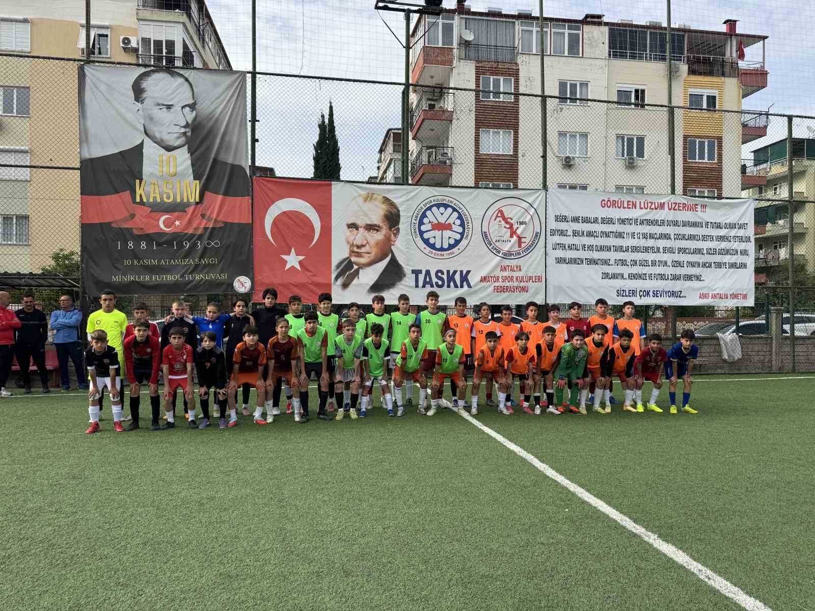 Antalya’da U12 futbol seçmeleri tamamlandı: 95 genç yetenek belirlendi
Antalya’da U12 futbol seçmeleri tamamlandı: 95 genç yetenek belirlendi