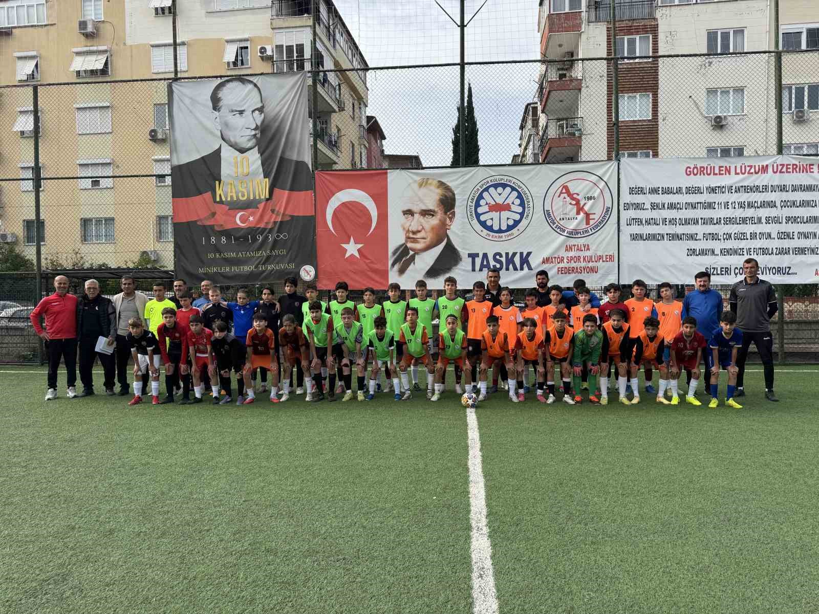 Antalya’da U12 futbol seçmeleri tamamlandı: 95 genç yetenek belirlendi
Antalya’da U12 futbol seçmeleri tamamlandı: 95 genç yetenek belirlendi
